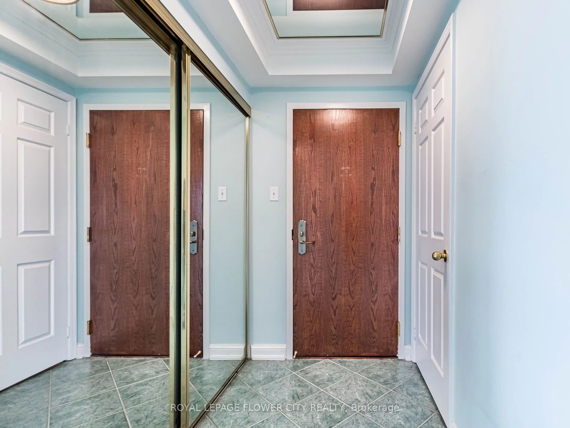 22 Hanover Road, #710