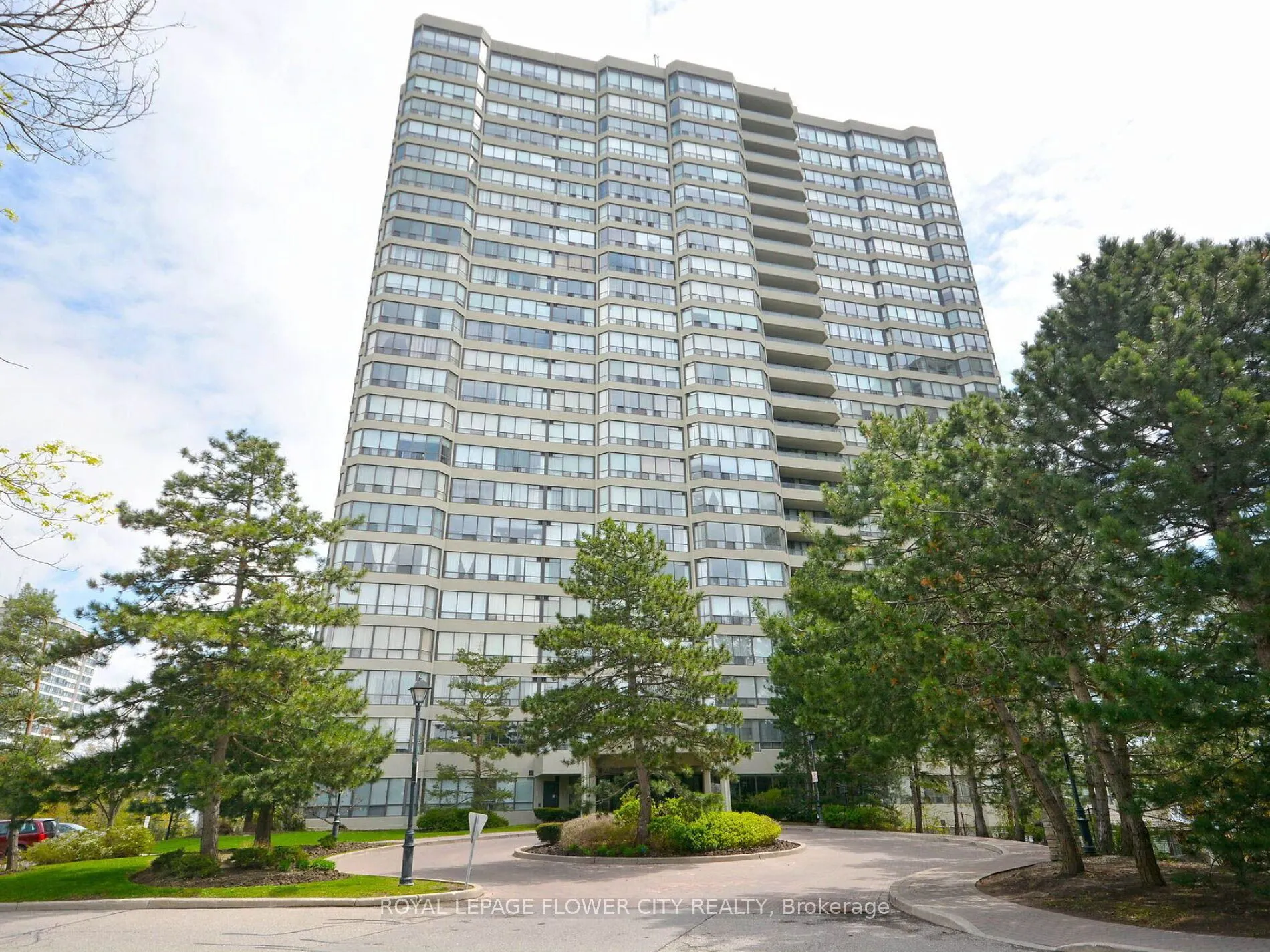 22 Hanover Road, #710