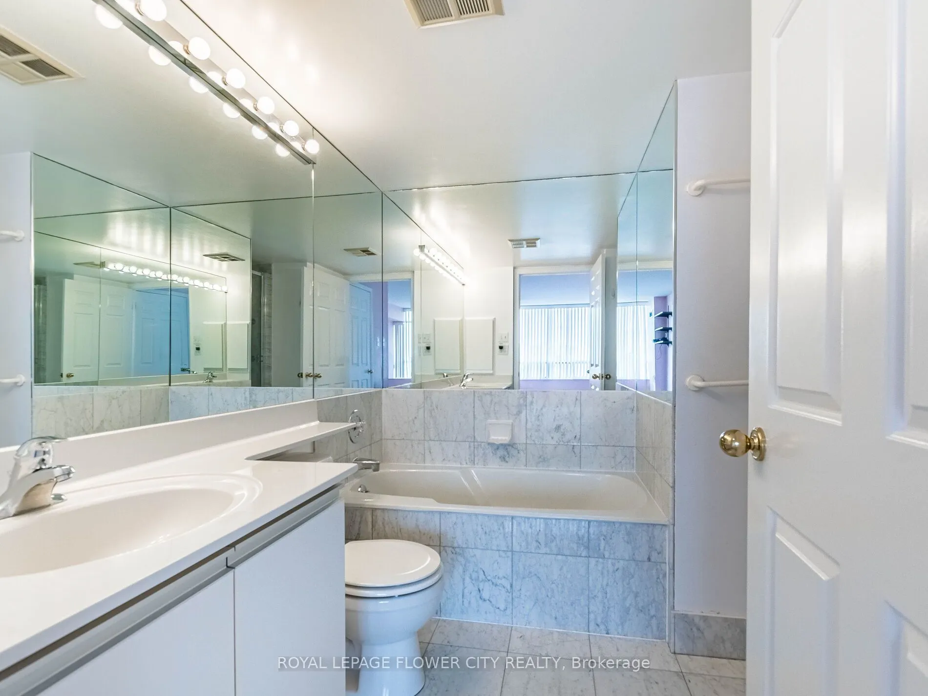 22 Hanover Road, #710
