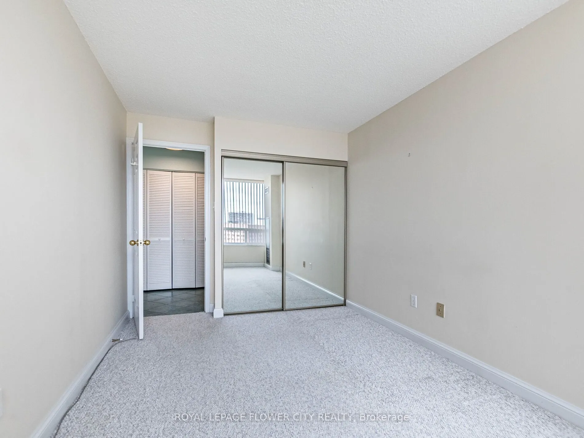 22 Hanover Road, #710