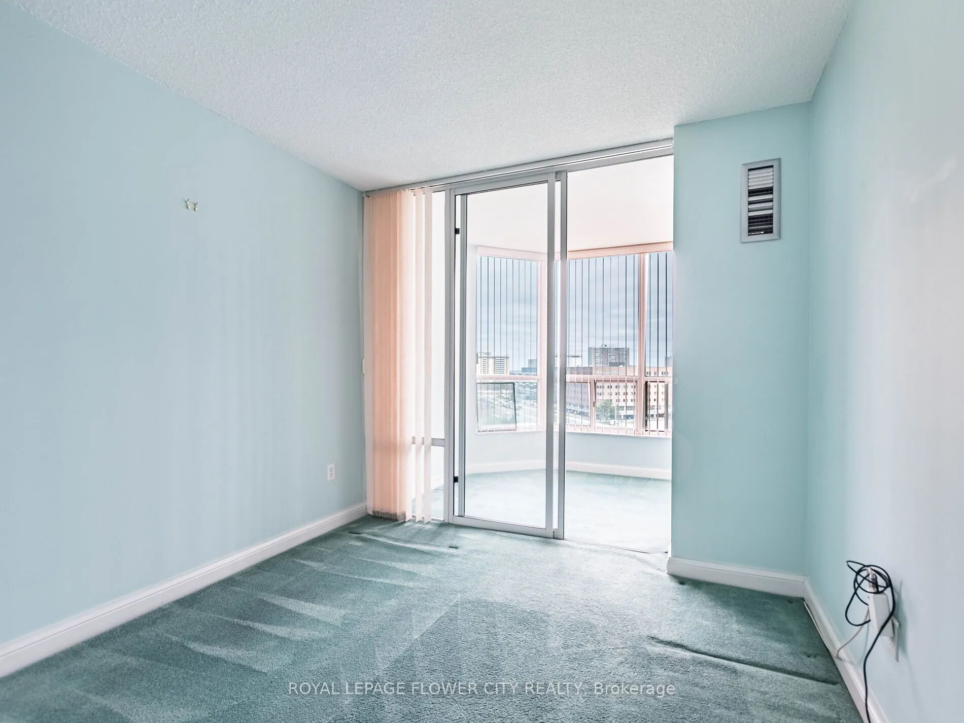 22 Hanover Road, #710