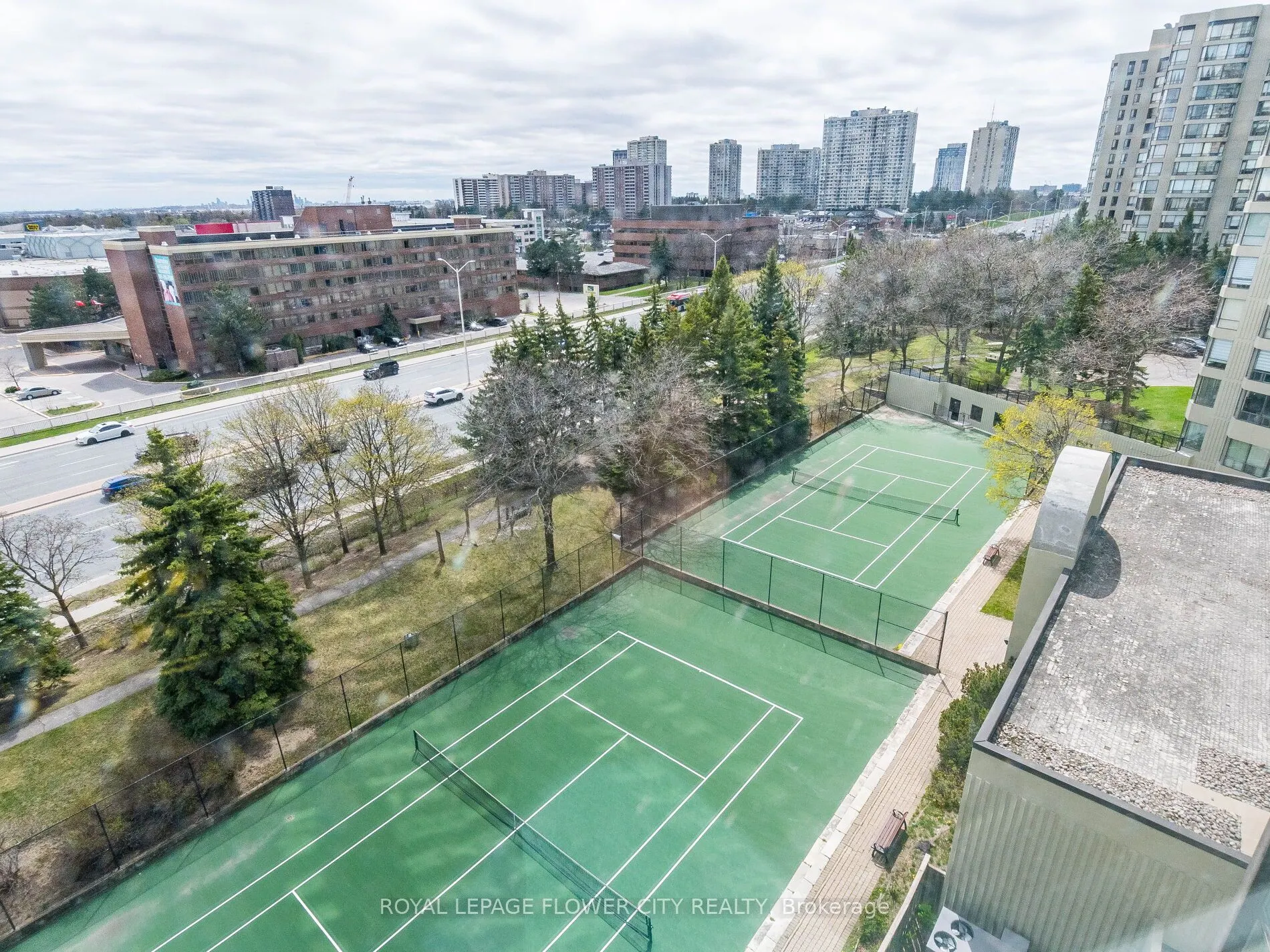 22 Hanover Road, #710