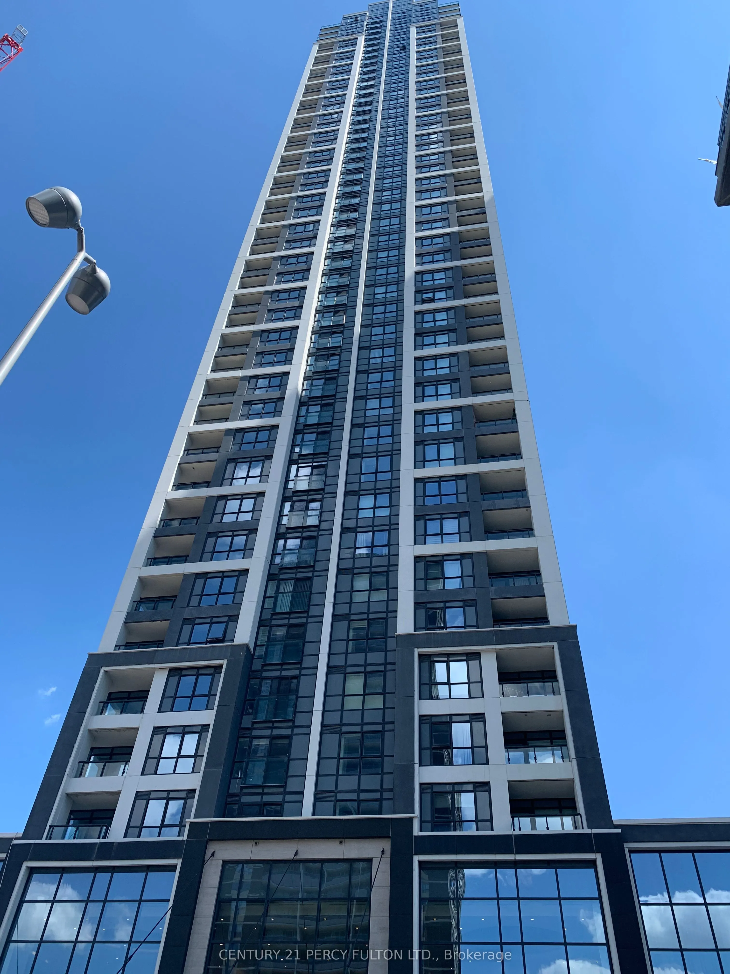 7 Mabelle Avenue, #2508