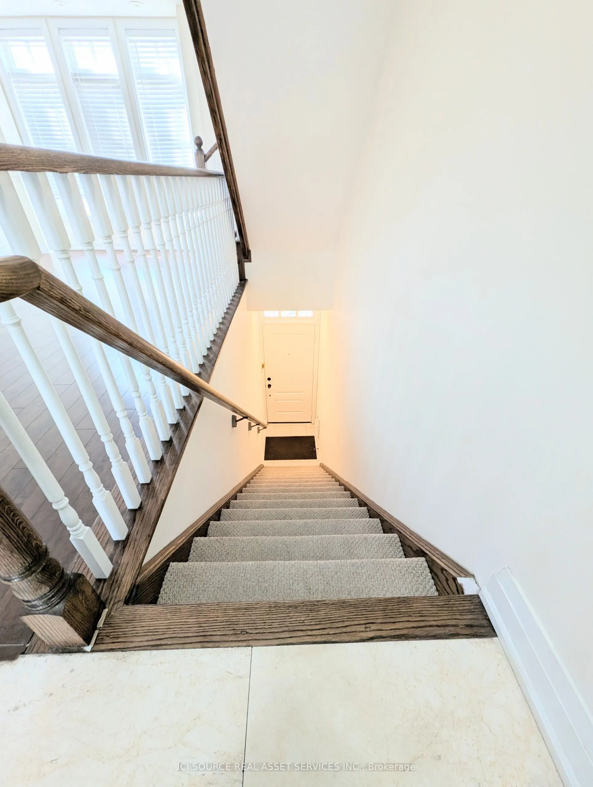 3077 Cawthra Road, #16