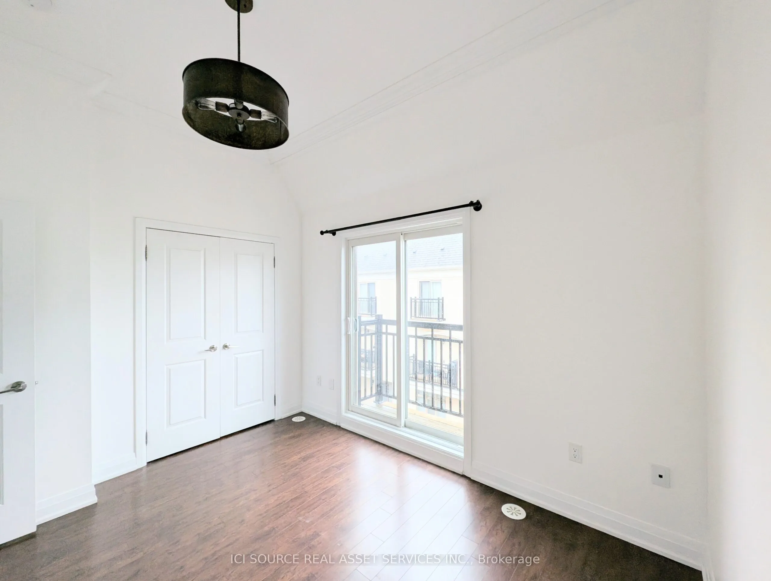 3077 Cawthra Road, #16