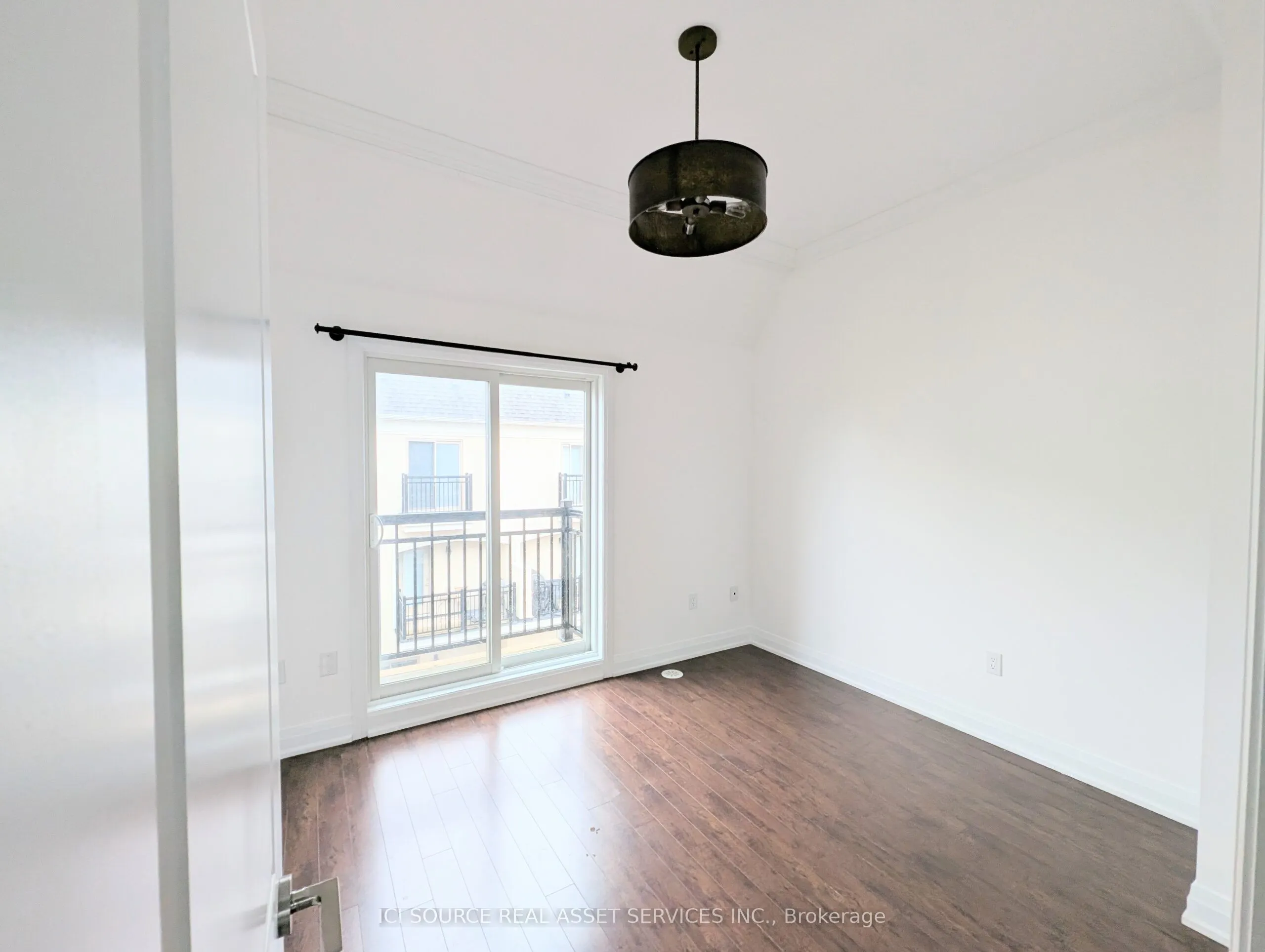 3077 Cawthra Road, #16