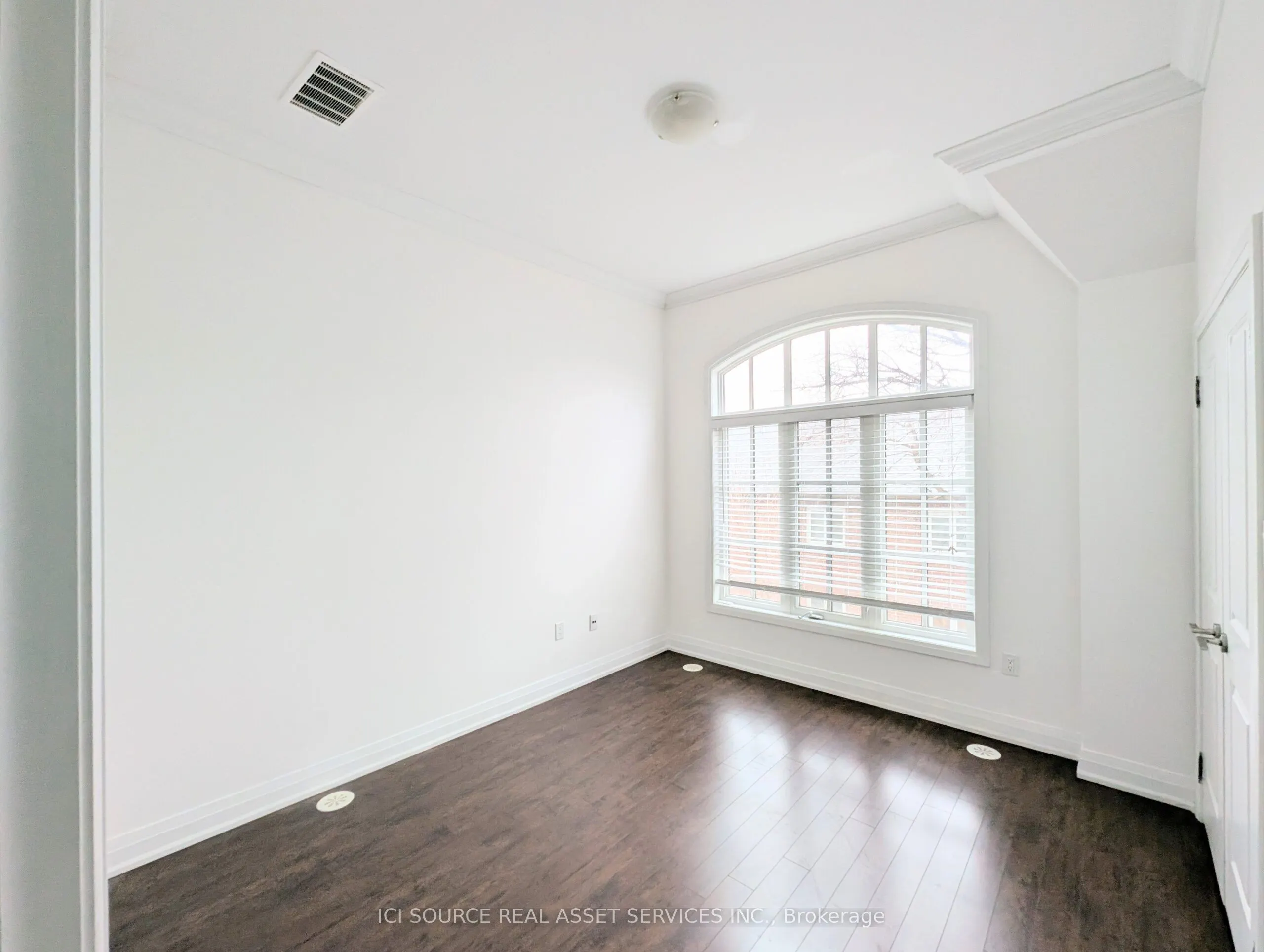 3077 Cawthra Road, #16