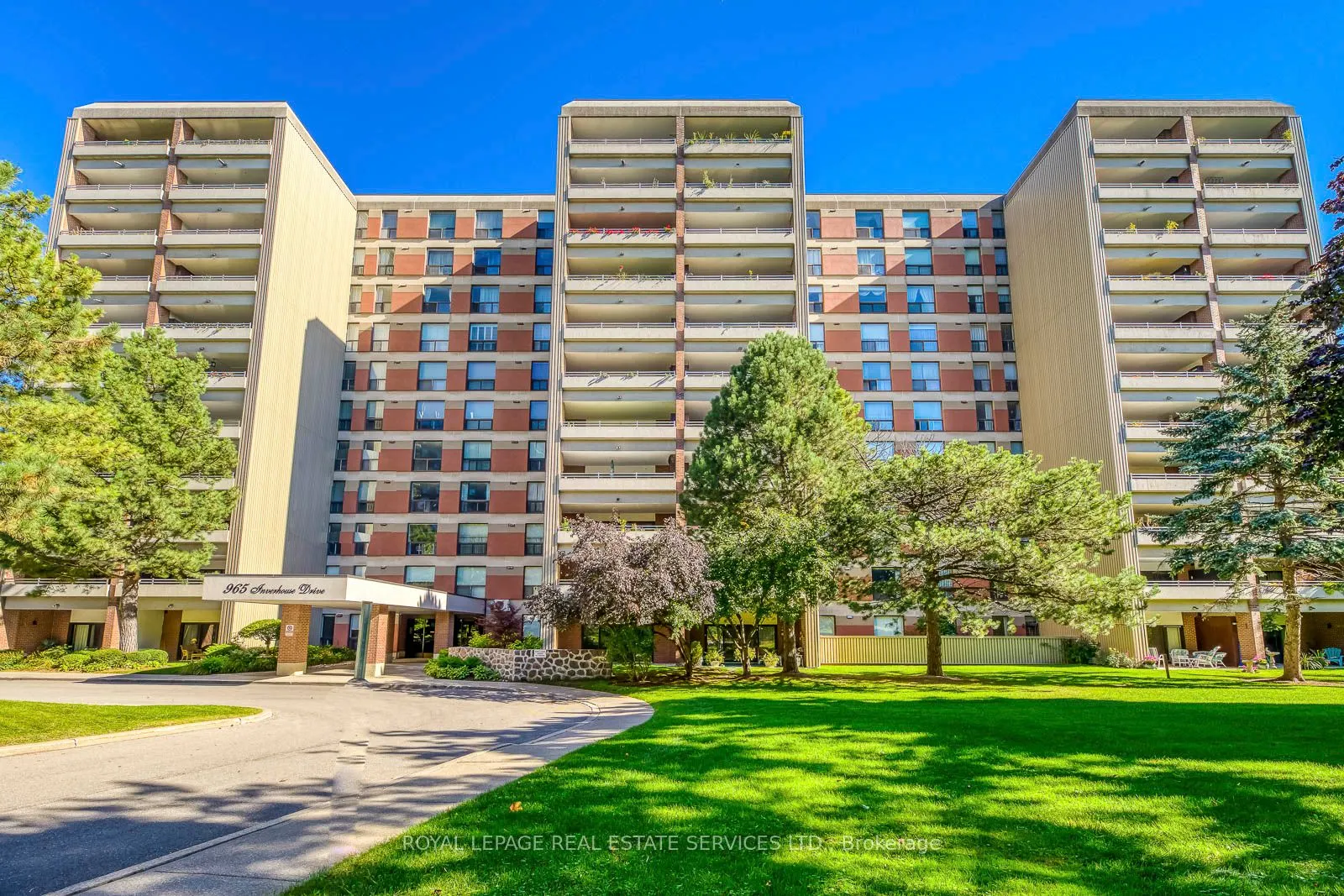 965 Inverhouse Drive, #511