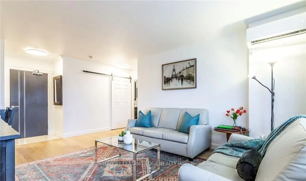 235 GRANDRAVINE Drive #201