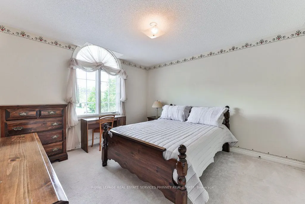 3952 Rolling Valley Drive