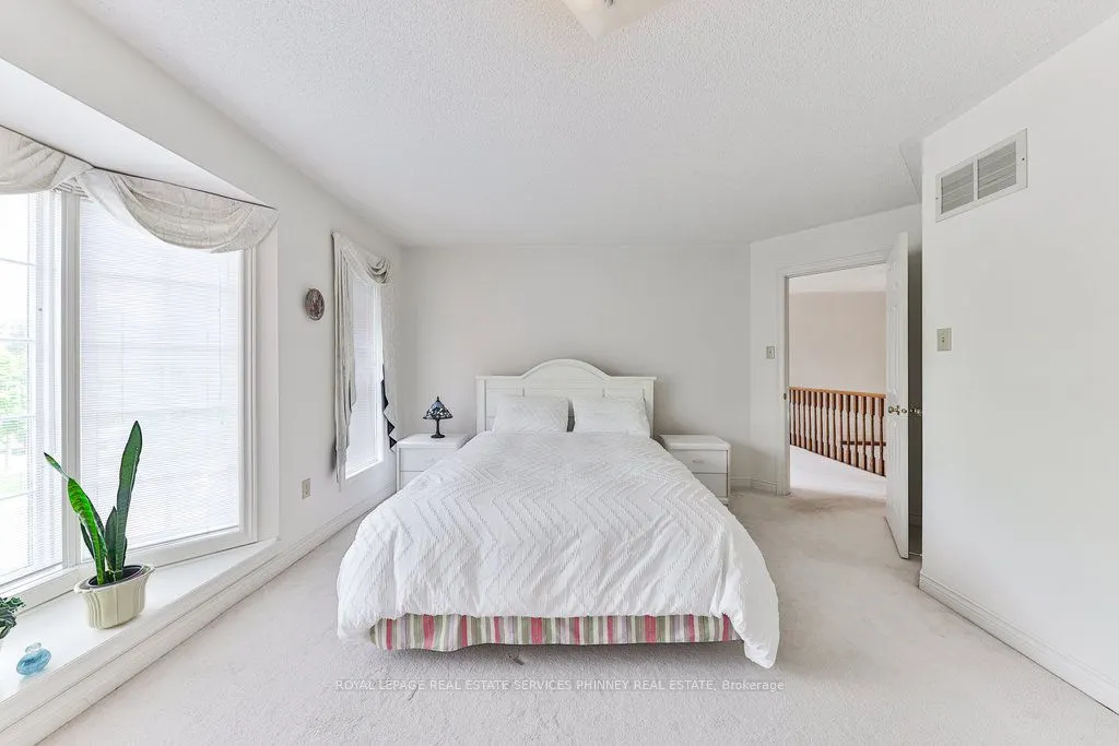 3952 Rolling Valley Drive