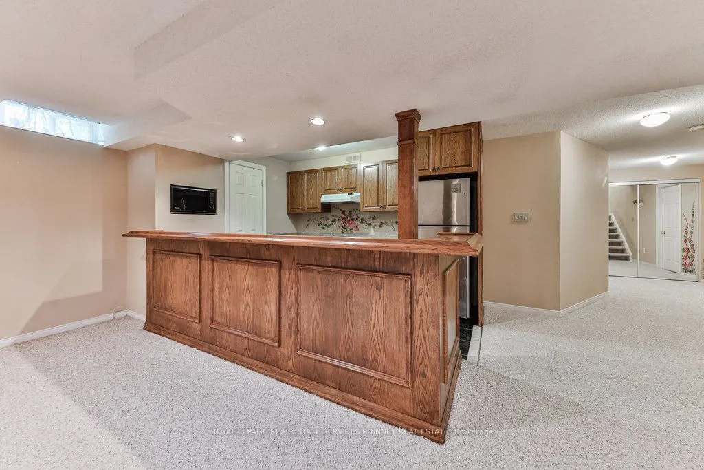 3952 Rolling Valley Drive