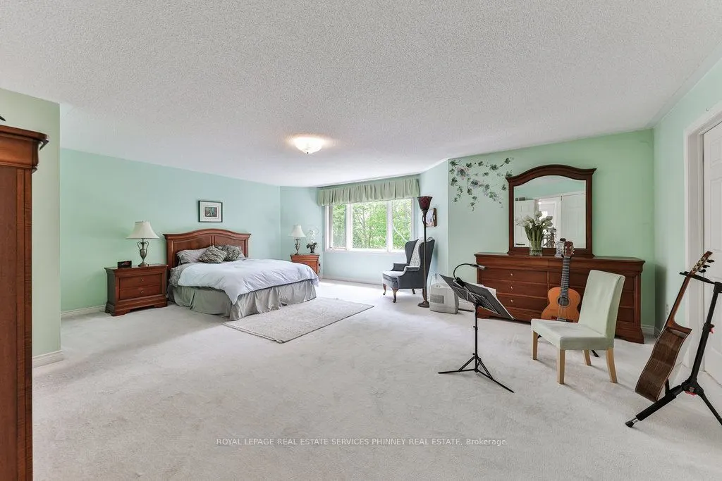 3952 Rolling Valley Drive
