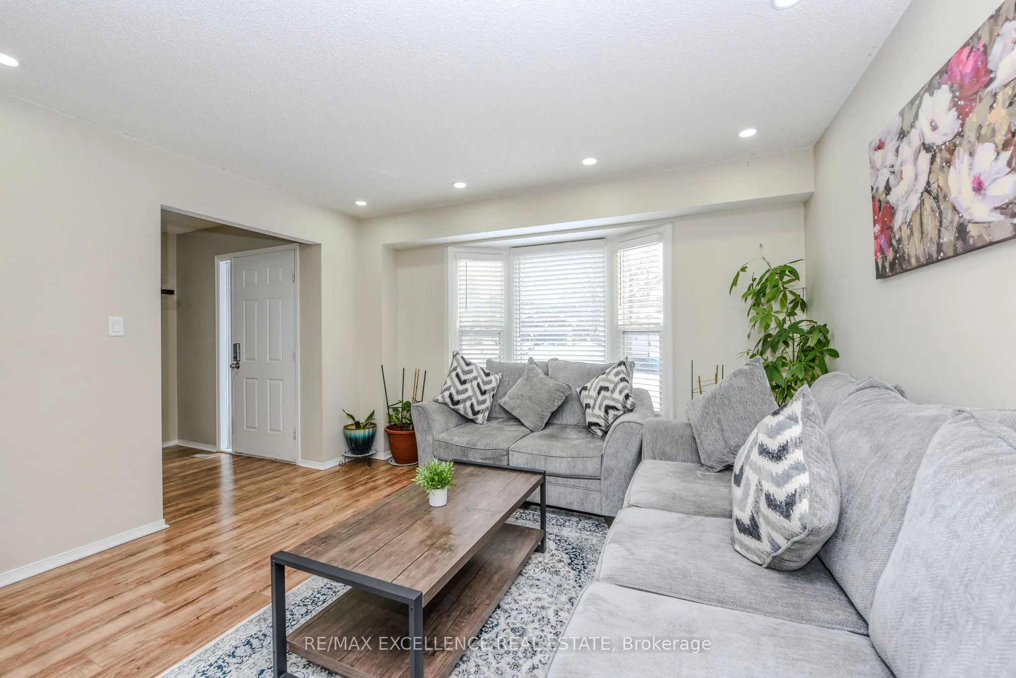 12 Fieldgate Drive