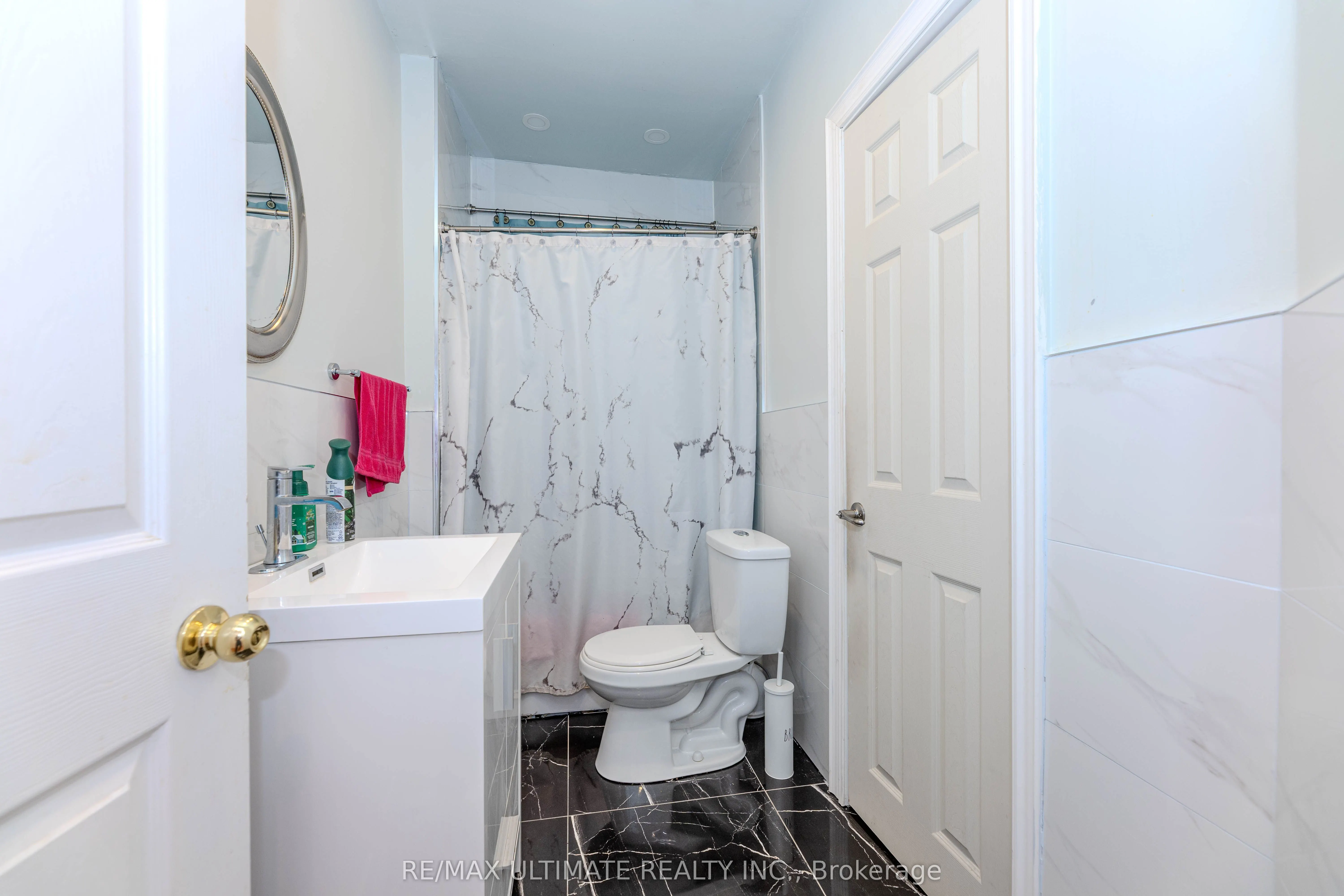 1261 Davenport Road