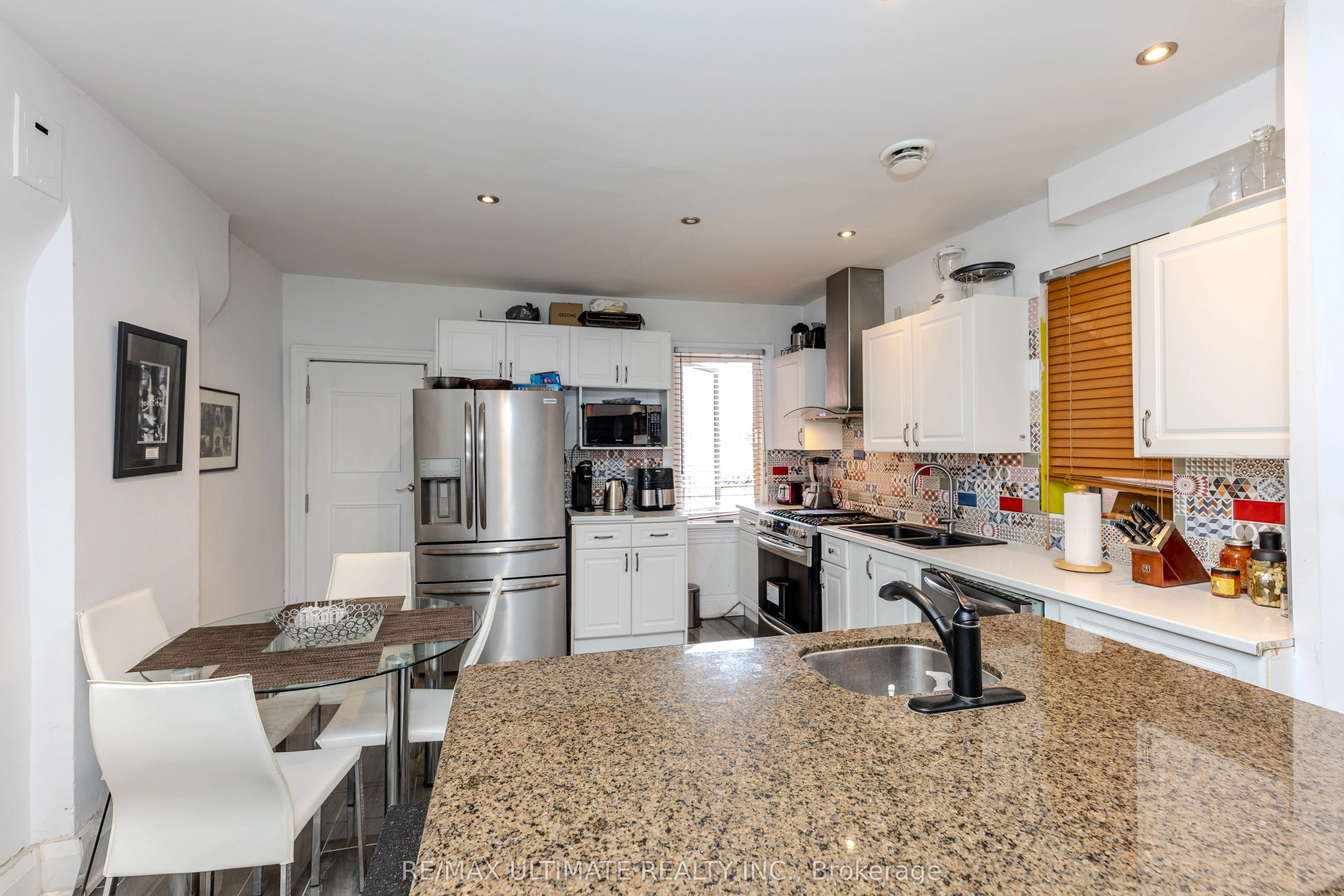 1261 Davenport Road