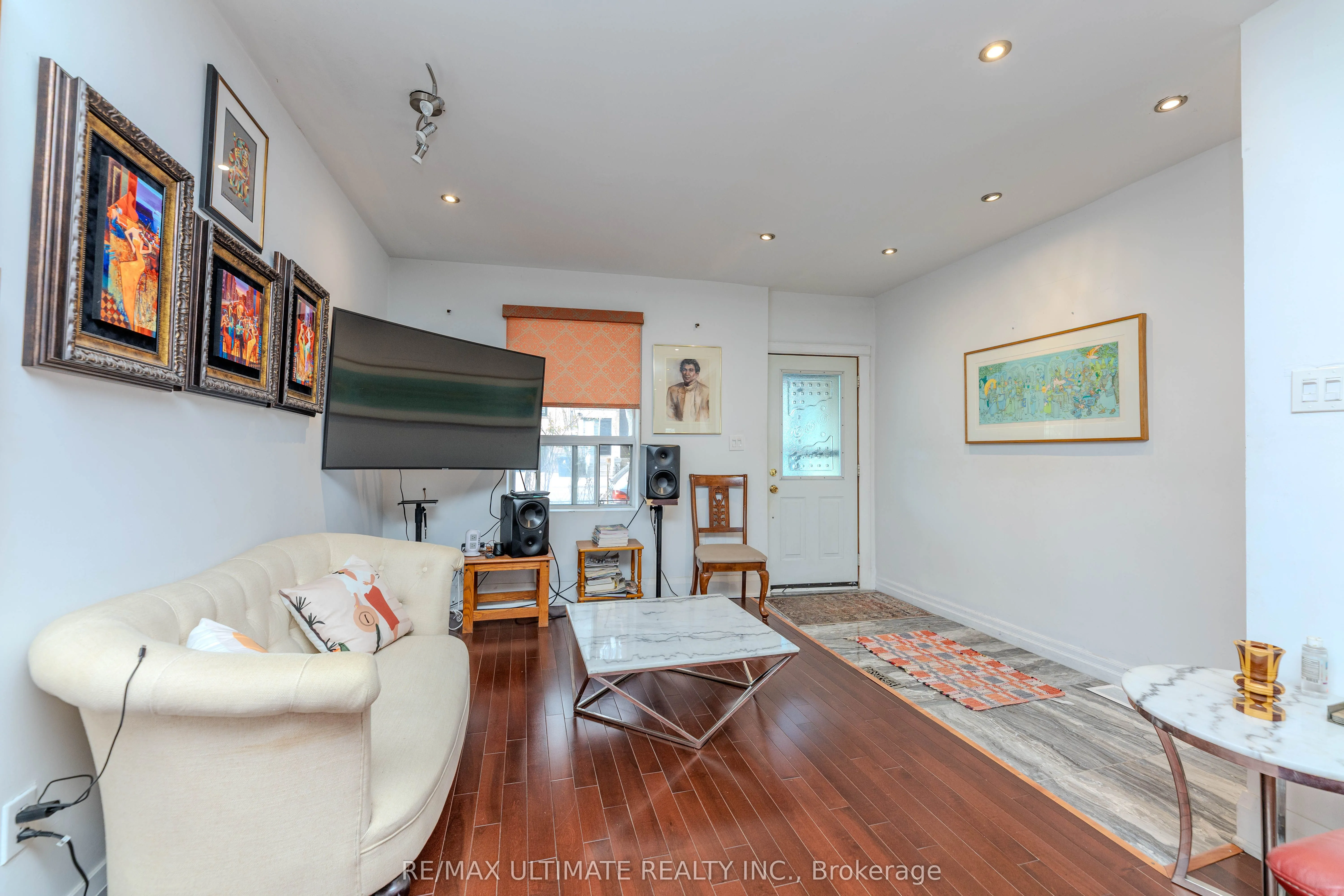 1261 Davenport Road
