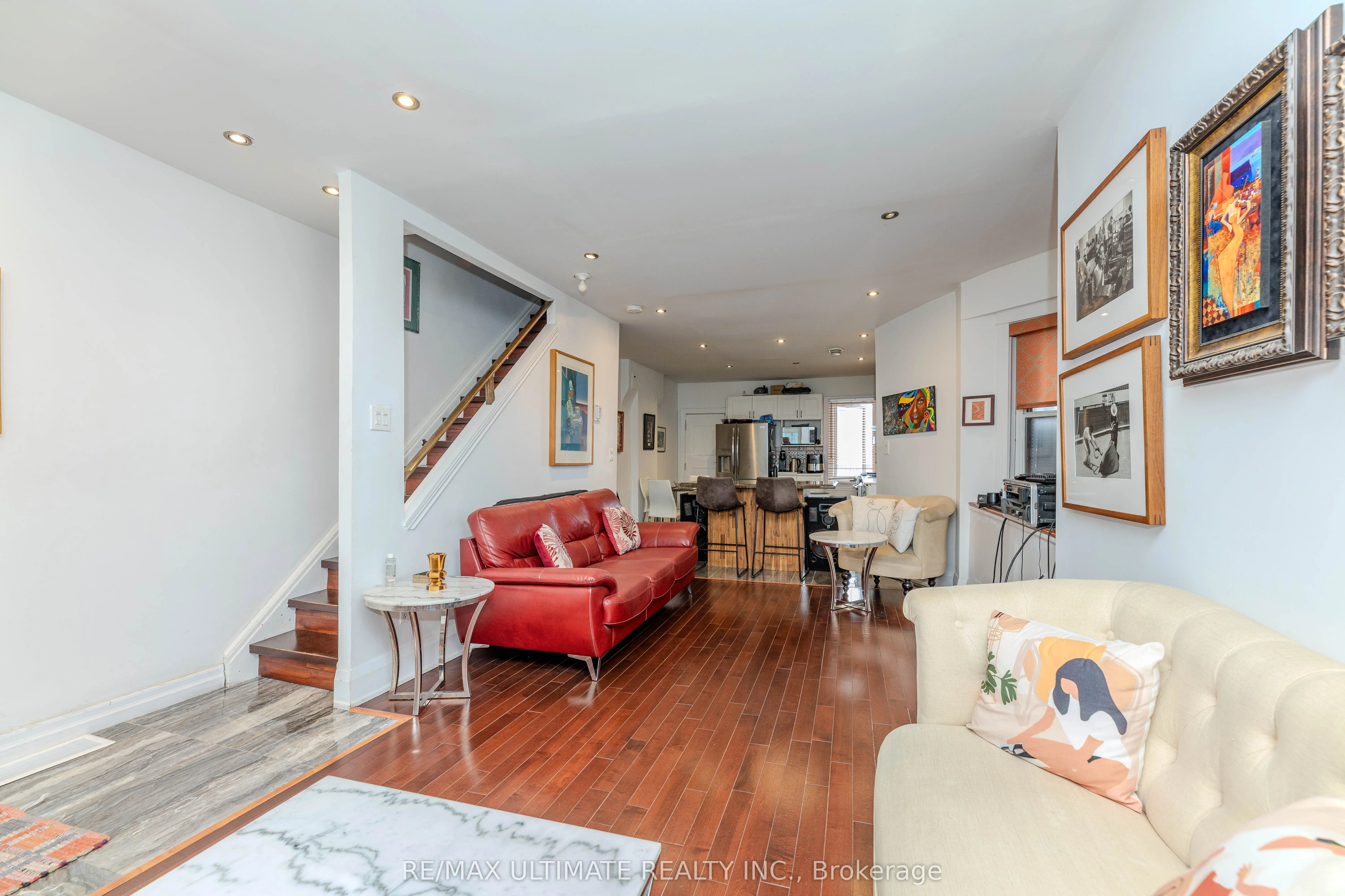 1261 Davenport Road
