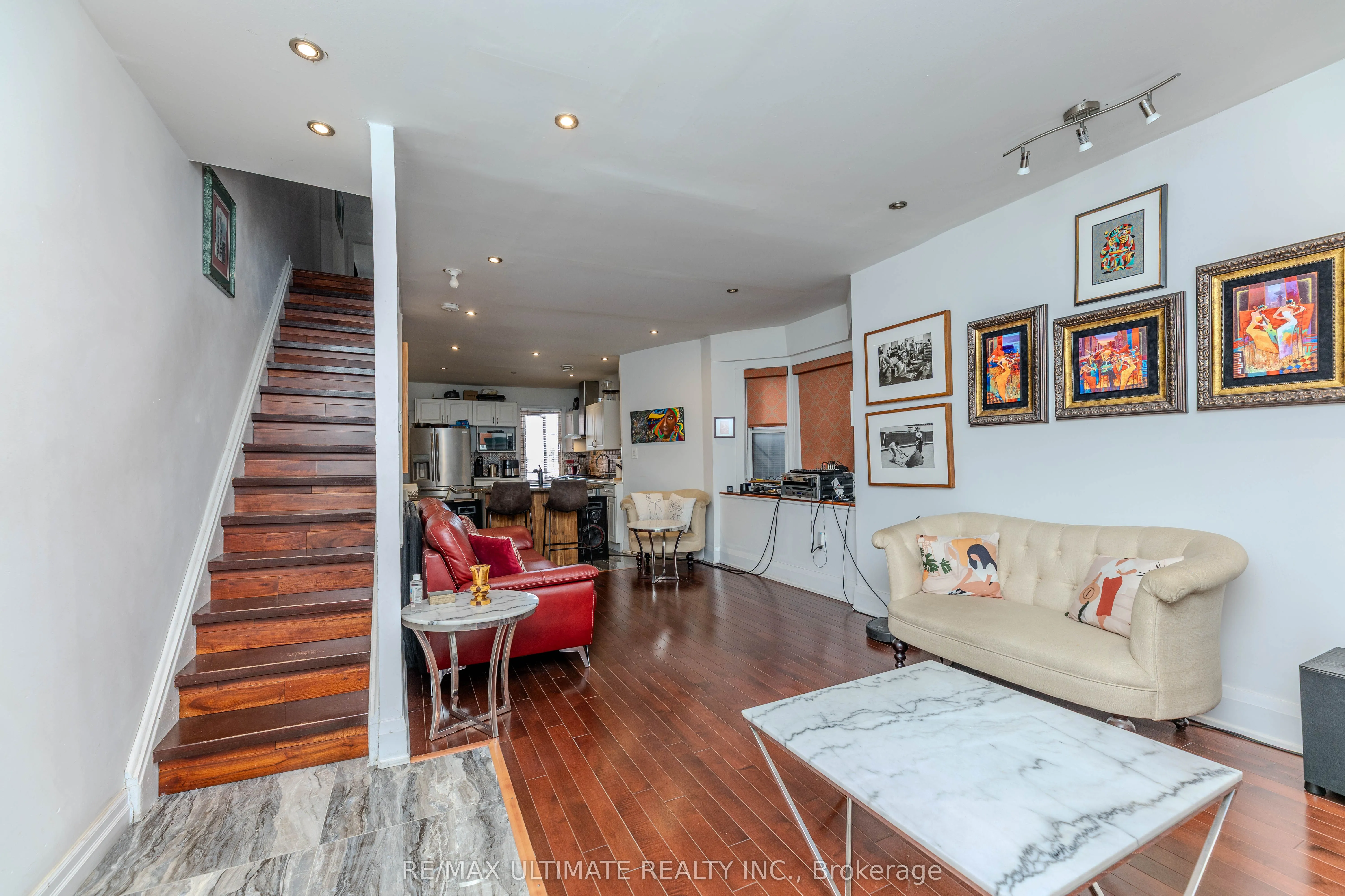 1261 Davenport Road