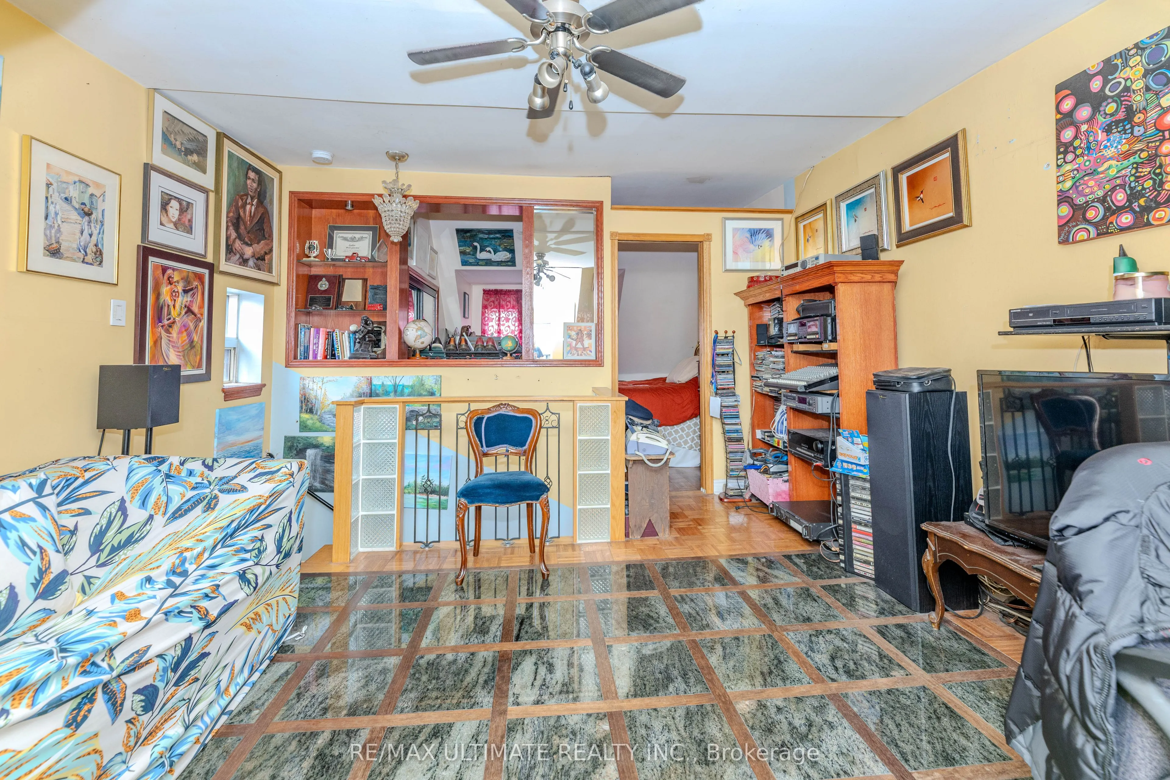 1261 Davenport Road