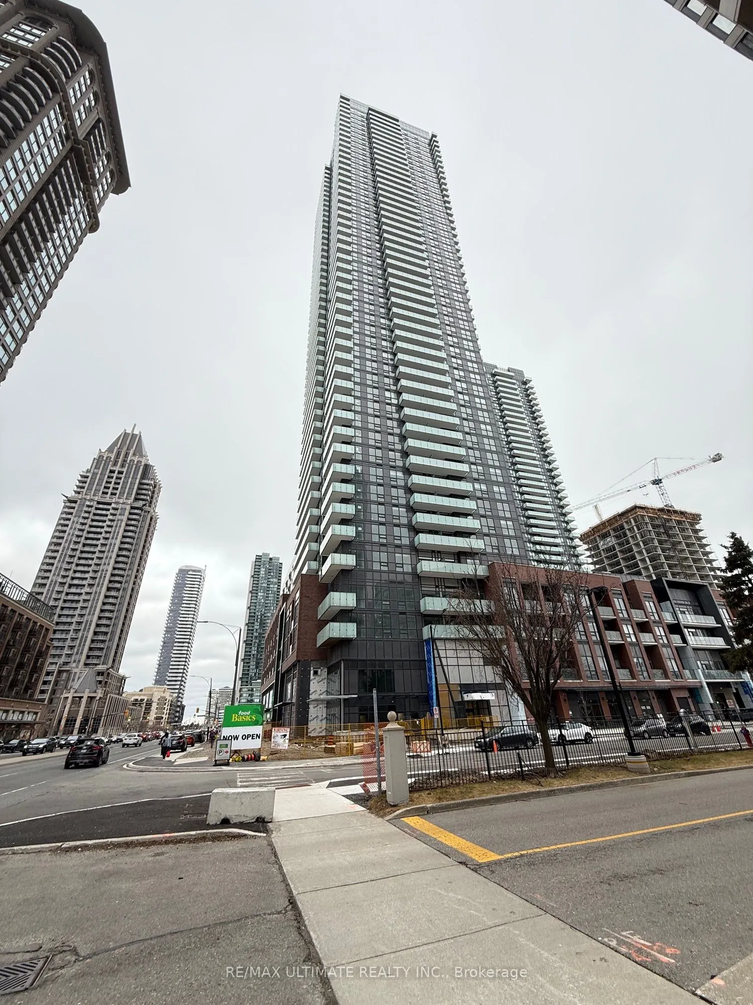 430 Square One Drive, #2806