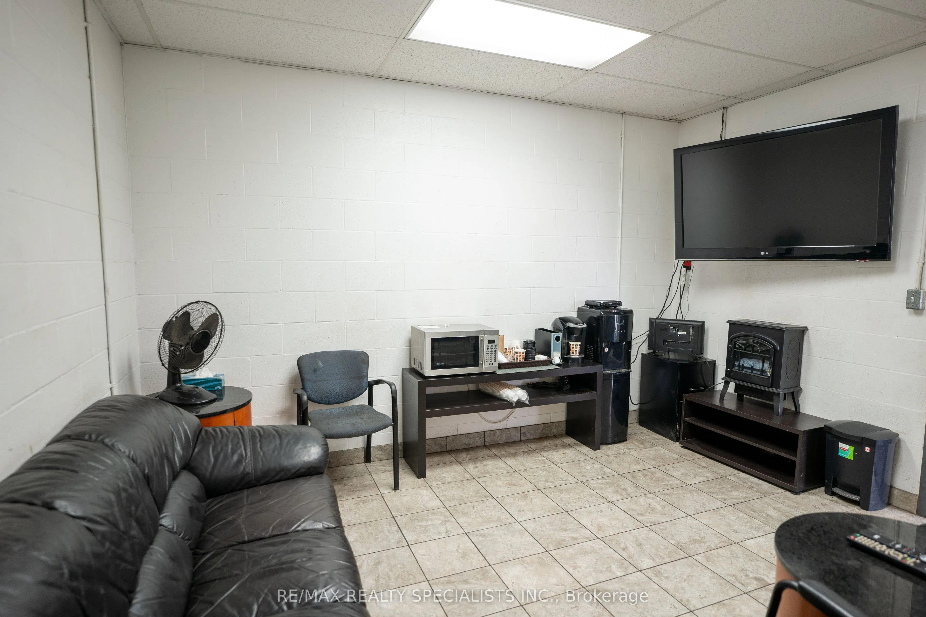 255 Rutherford Road S, #3