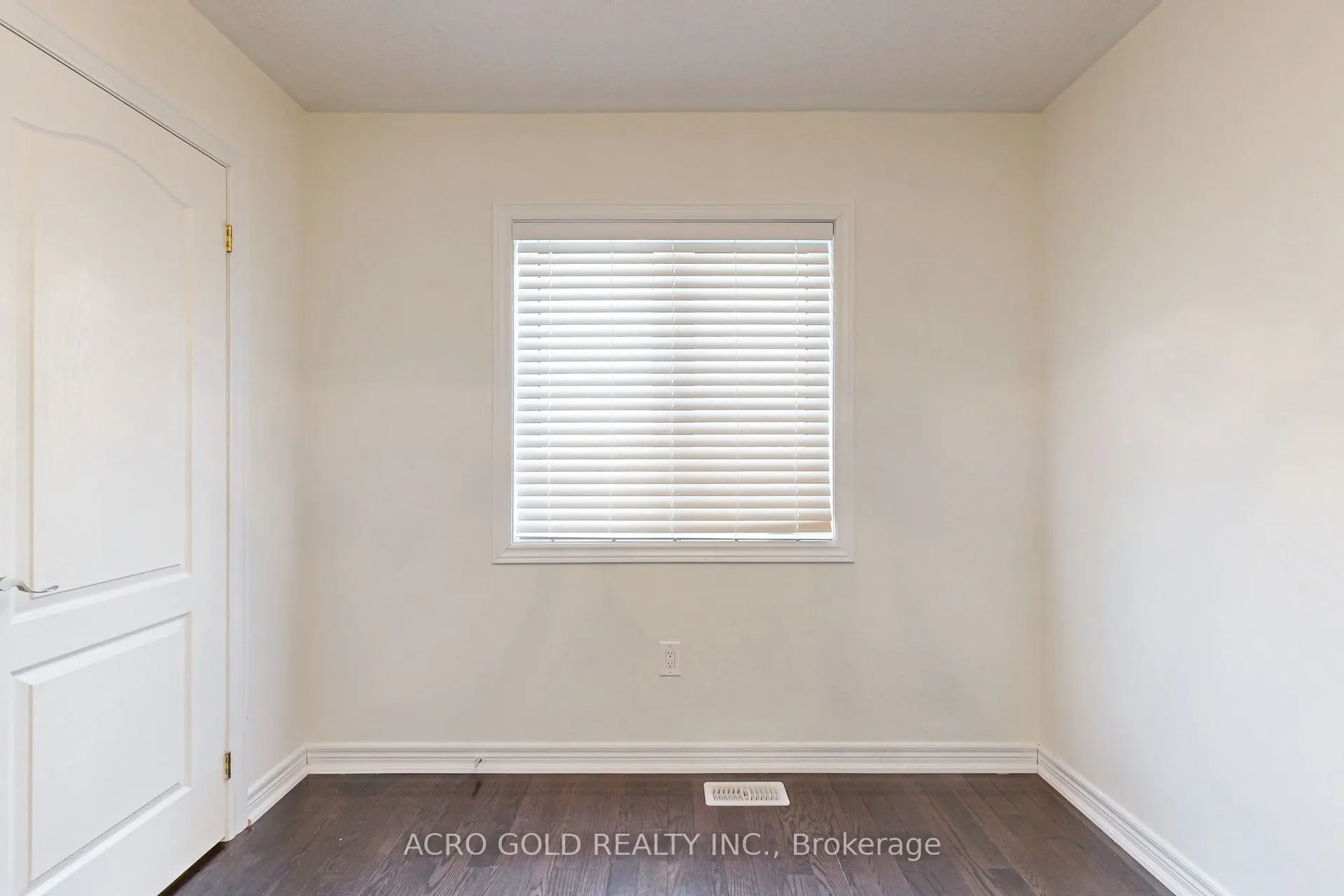 4681 Ray Lane