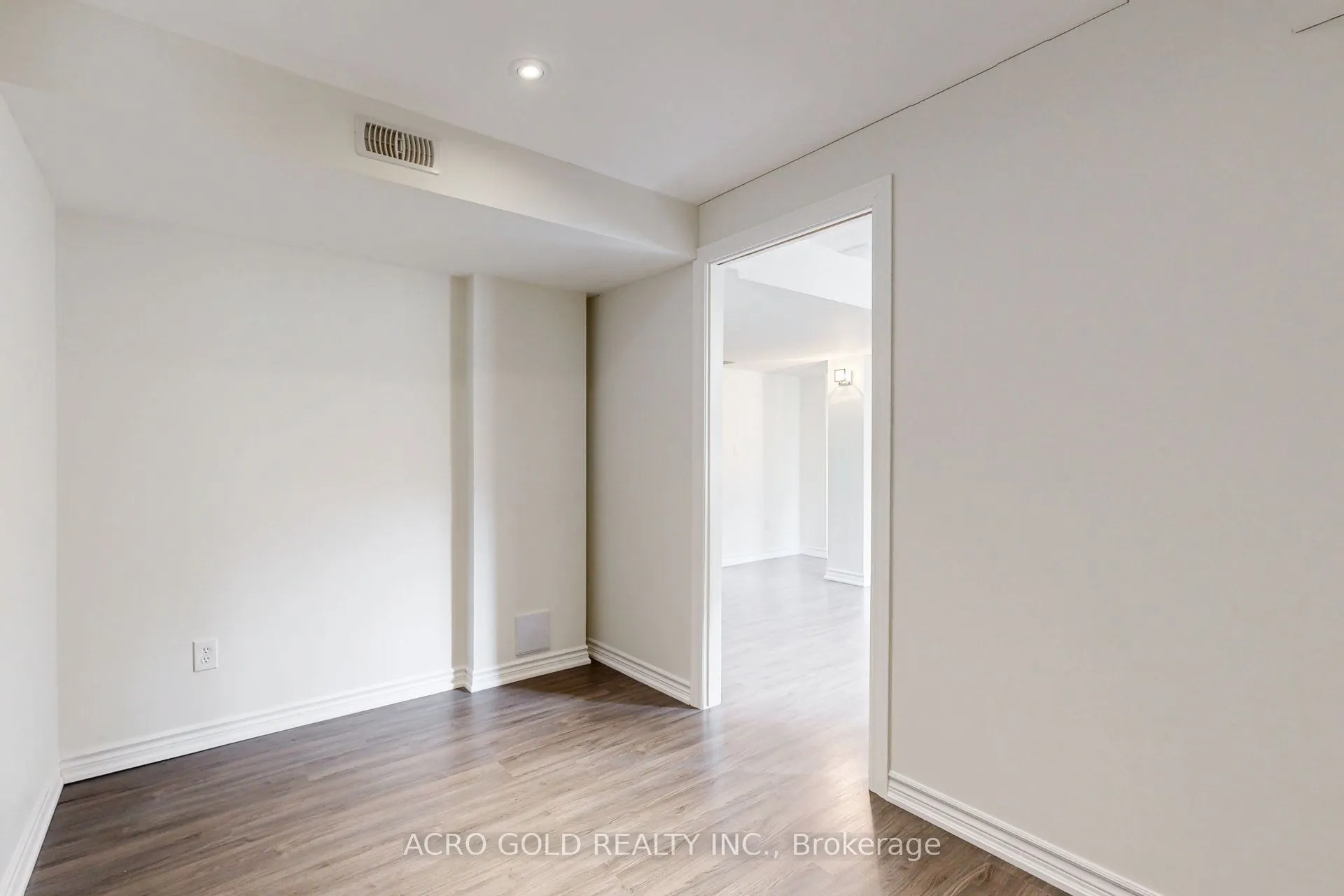 4681 Ray Lane