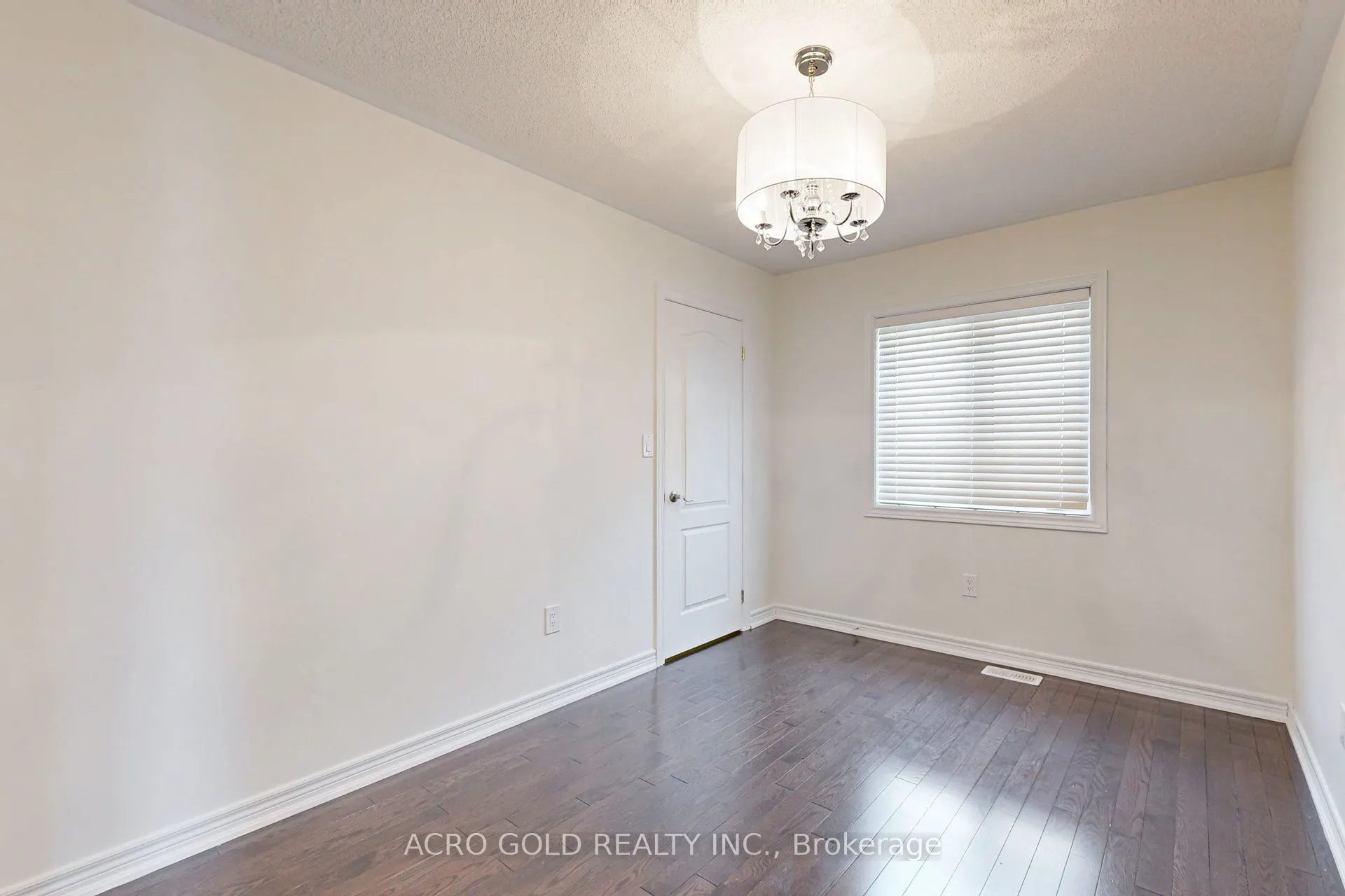4681 Ray Lane
