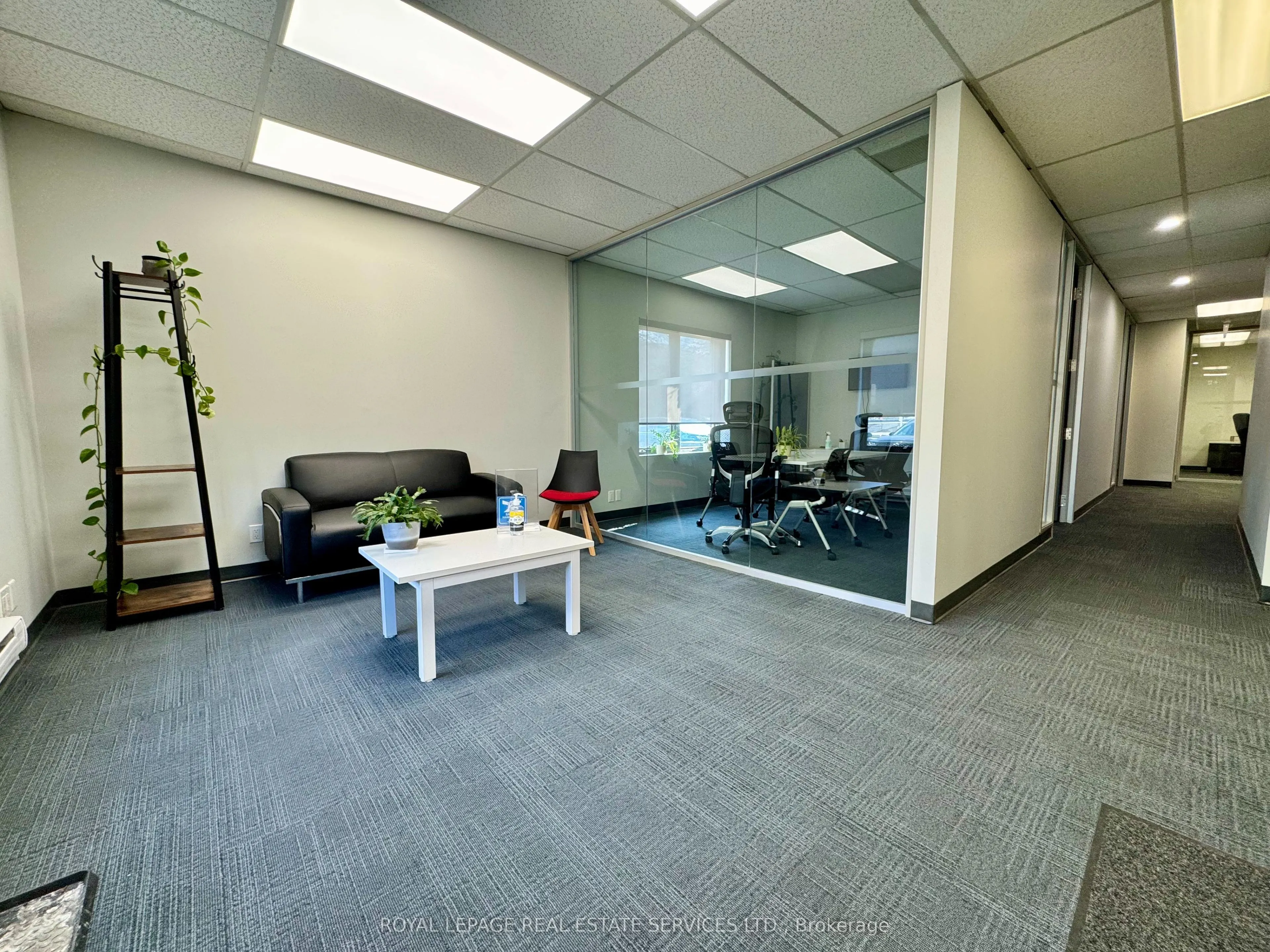 5401 Eglinton Avenue W, #105