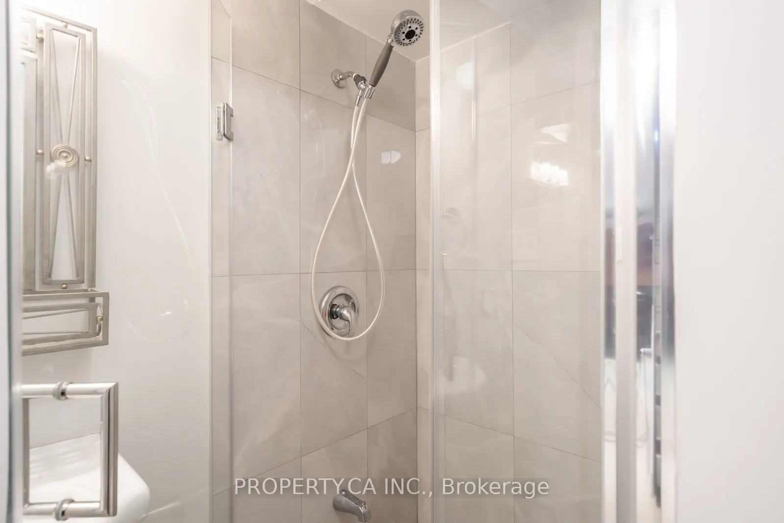 64 Dawson Crescent, #64