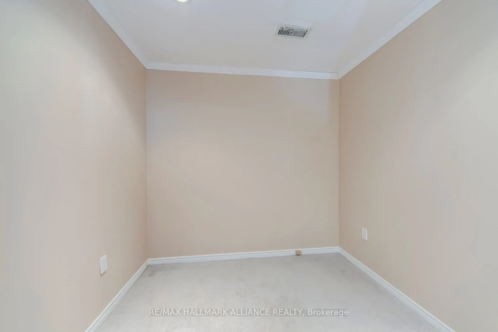 494 Chartwell Road