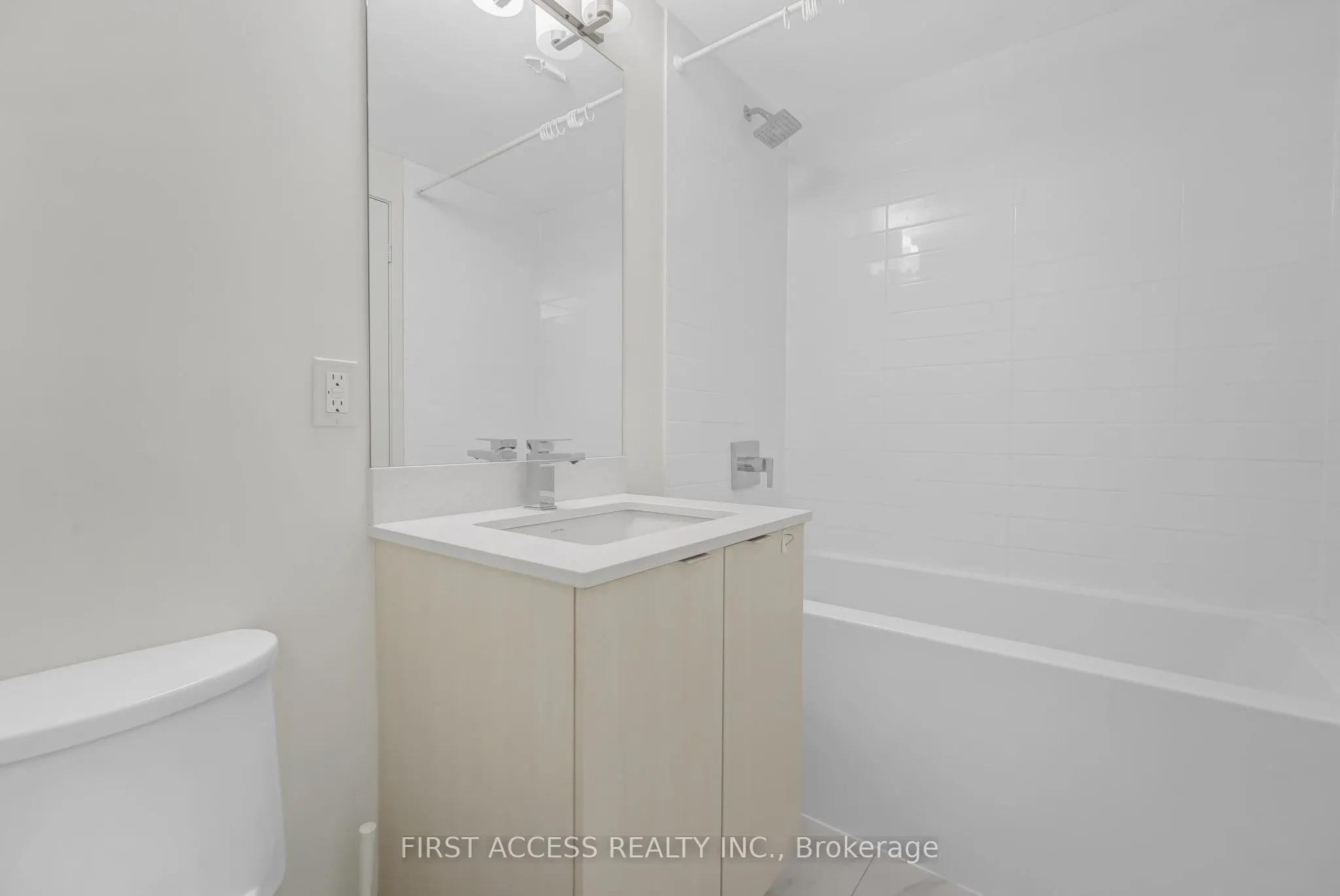 859 The Queensway, #322