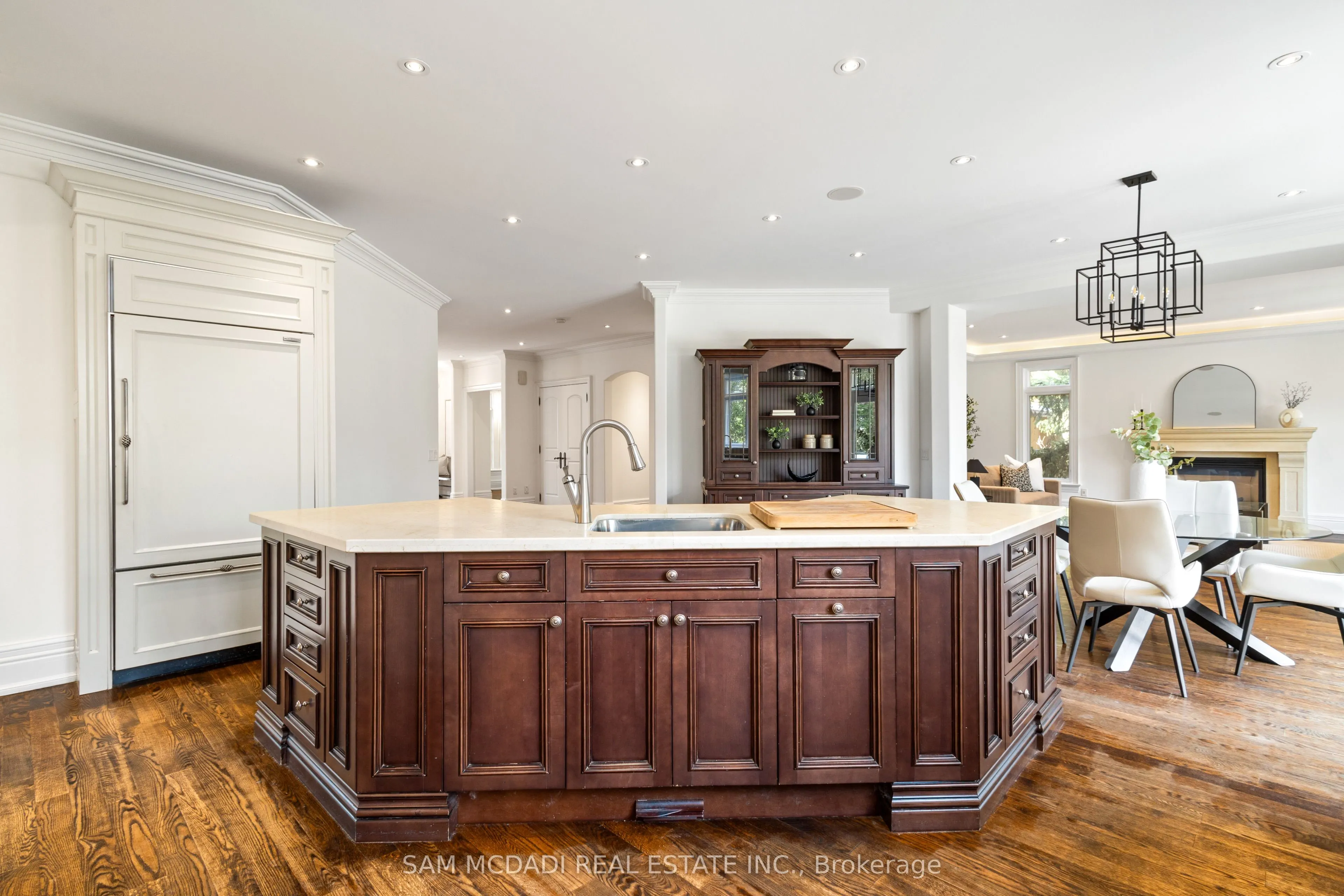 1173 Woodeden Drive