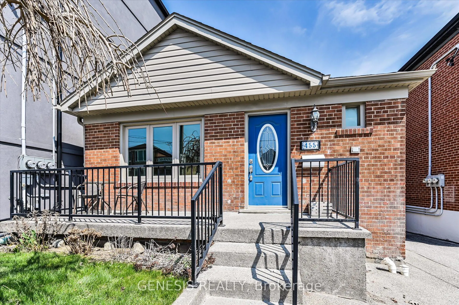 455 Caledonia Road