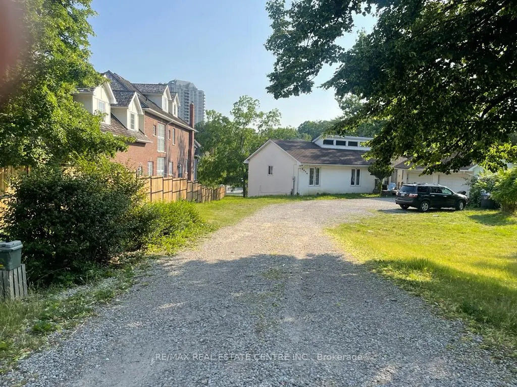 3274 Mississauga Road