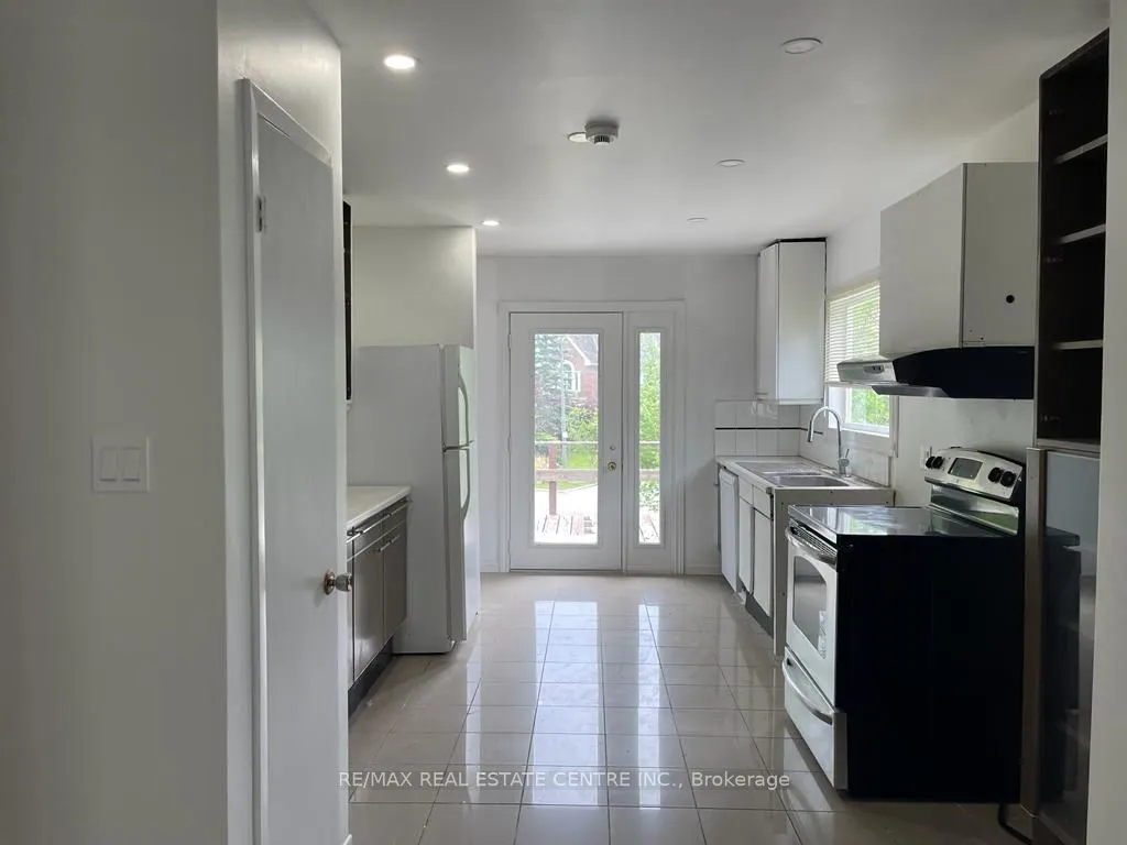 3274 Mississauga Road