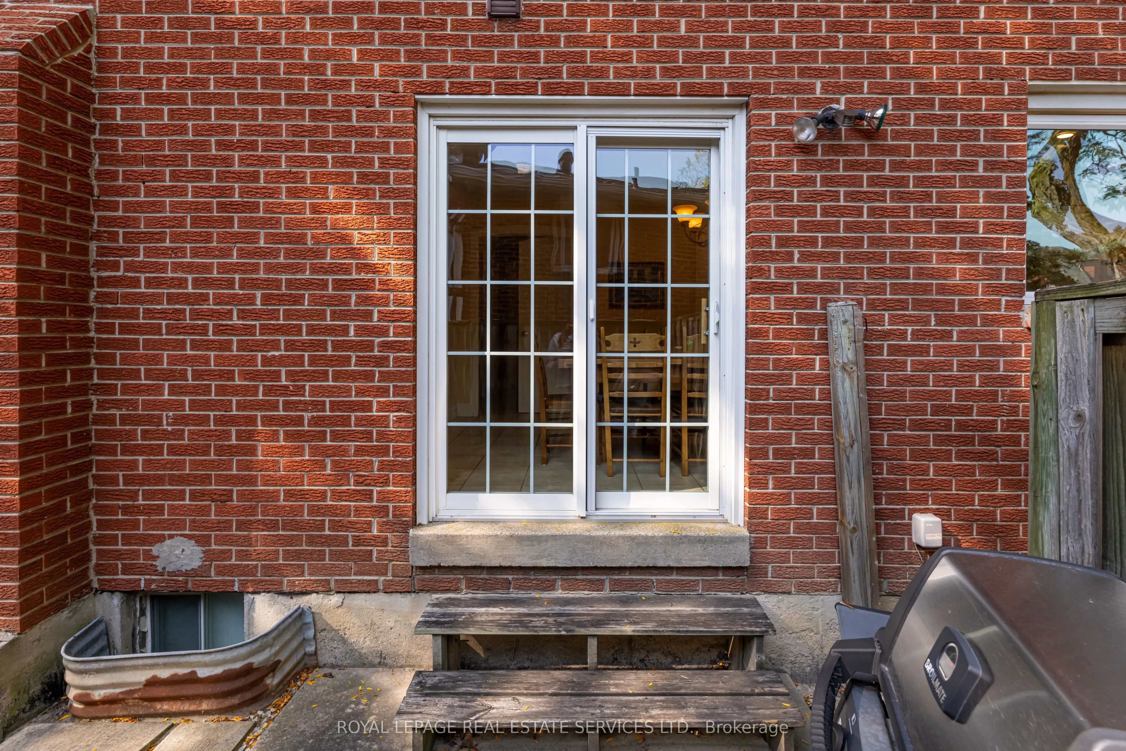 716 Cameron Court