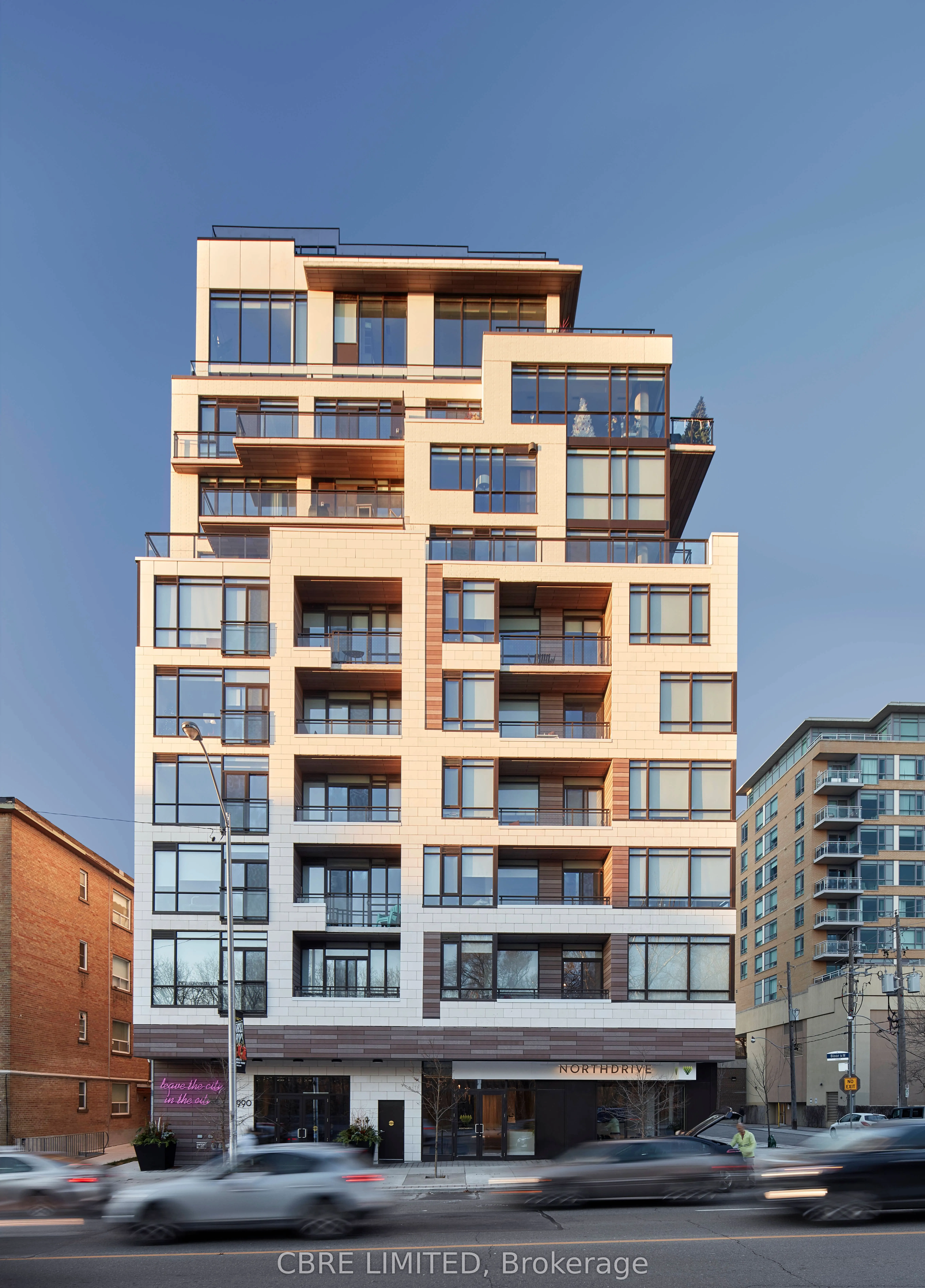 1988 Bloor Street W