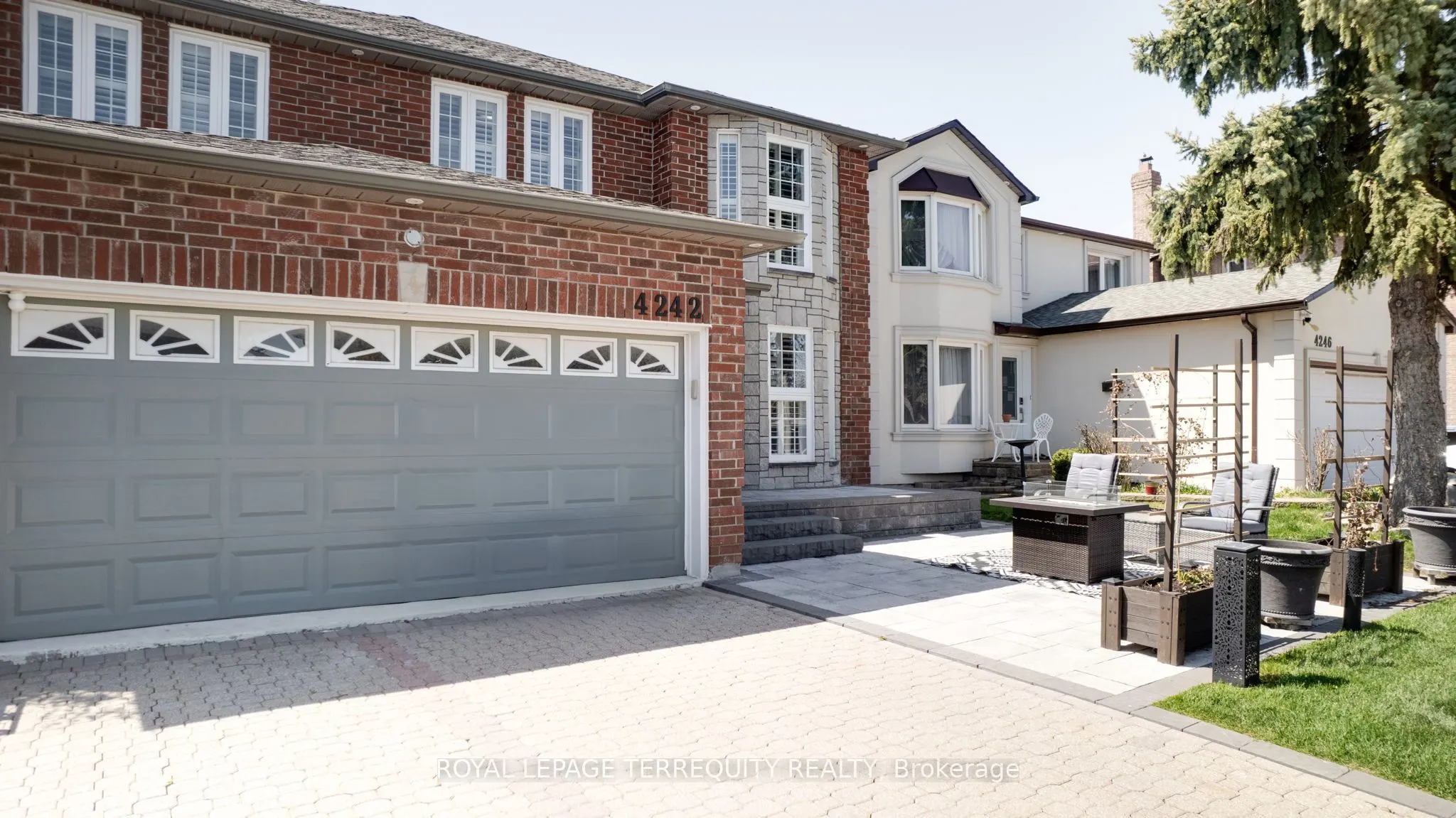 4242 Petersburg Crescent