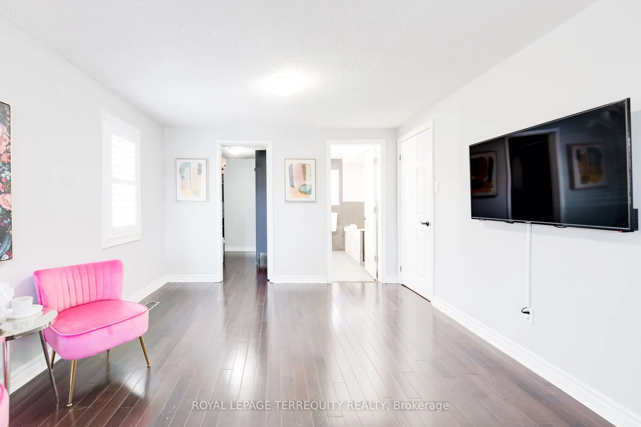 4242 Petersburg Crescent