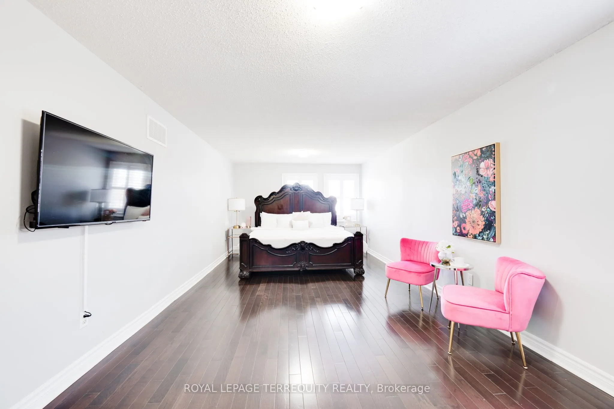 4242 Petersburg Crescent