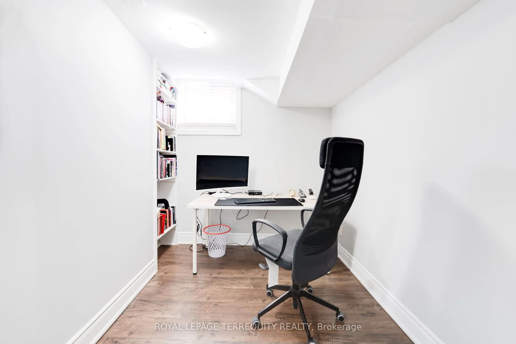 4242 Petersburg Crescent