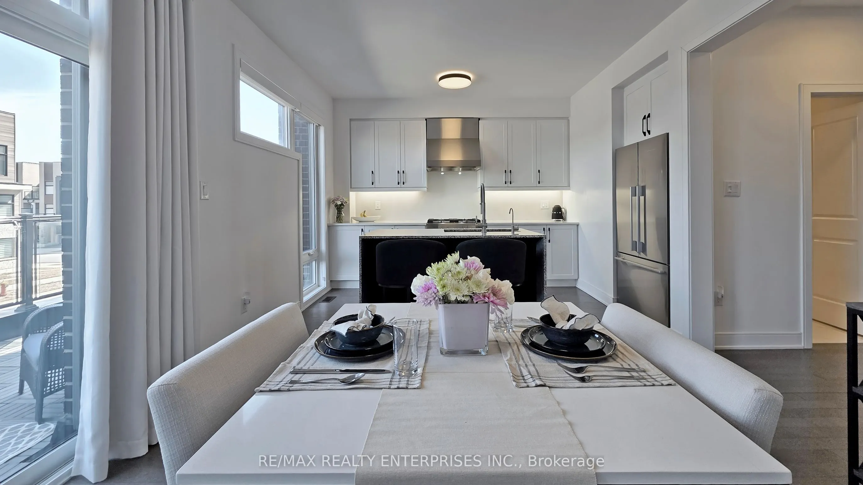 2497 Littlefield Crescent