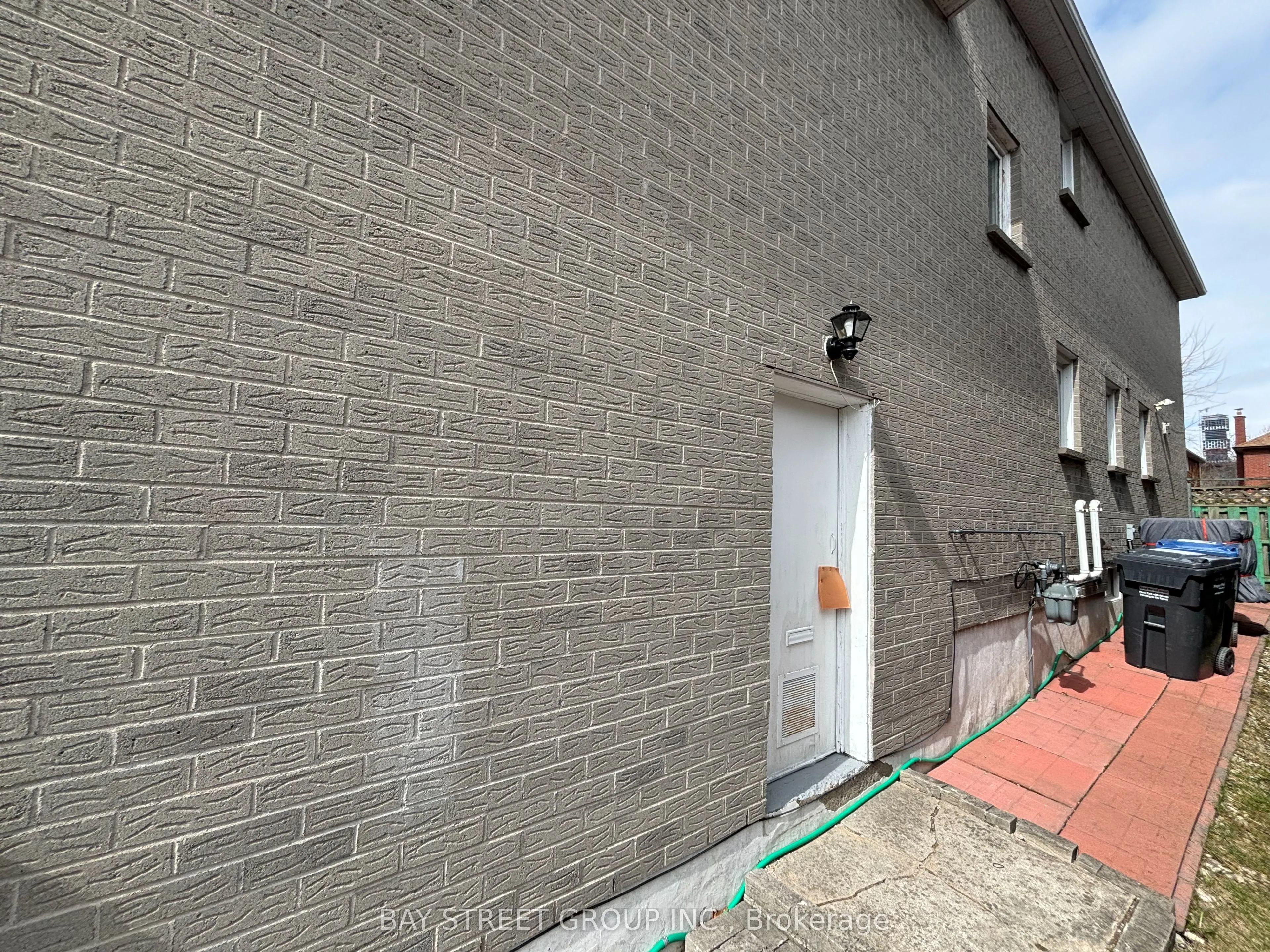 141 Surbray Grove, #Bsmt