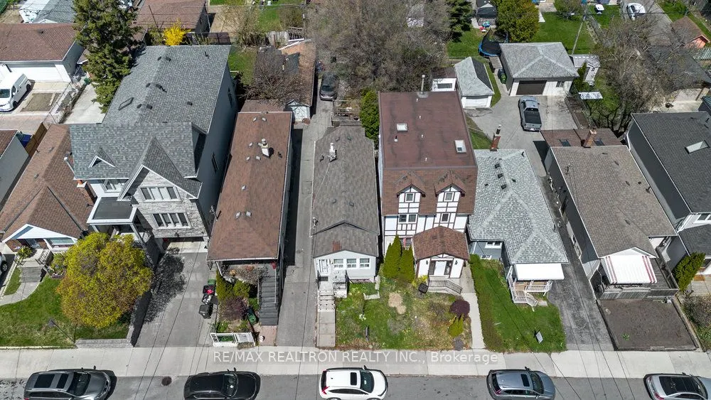 62 Livingstone Avenue