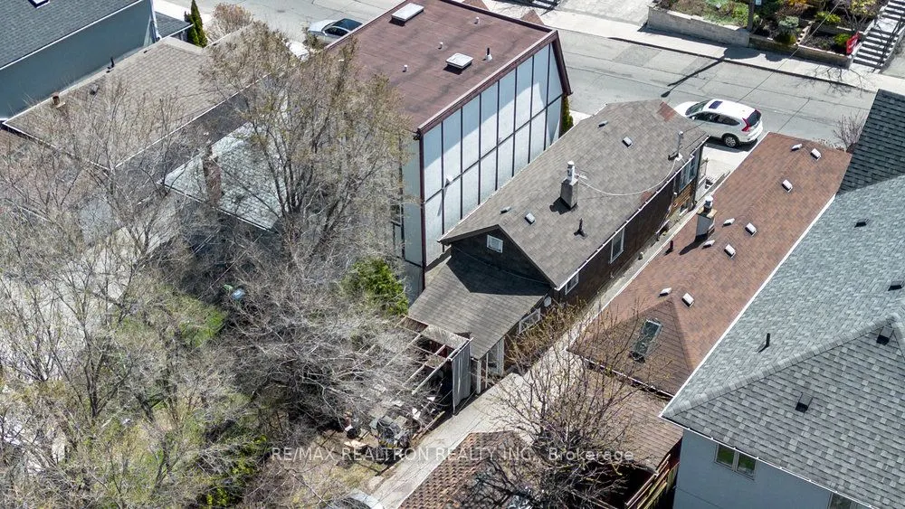 62 Livingstone Avenue