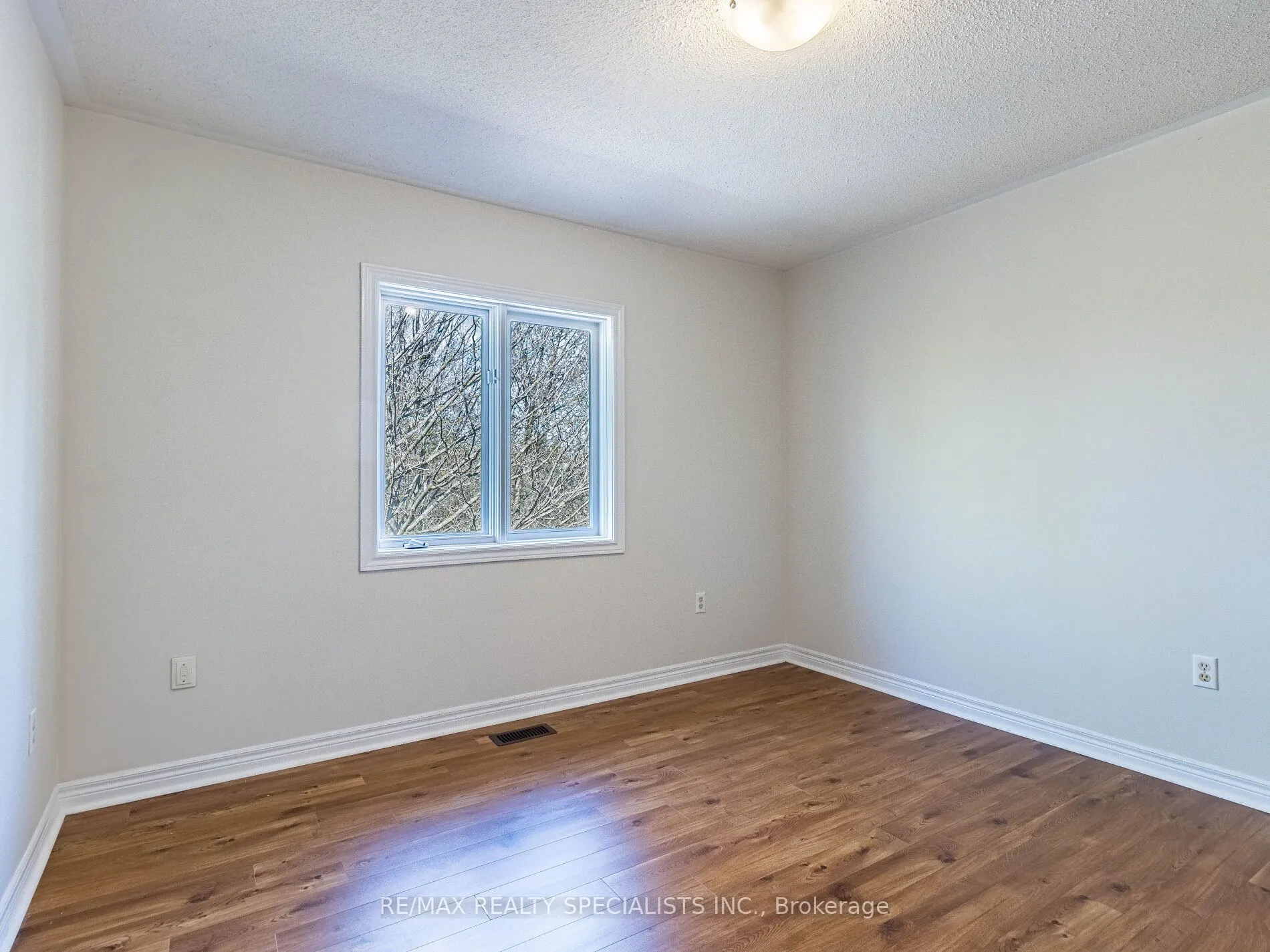 140 Pressed Brick Drive