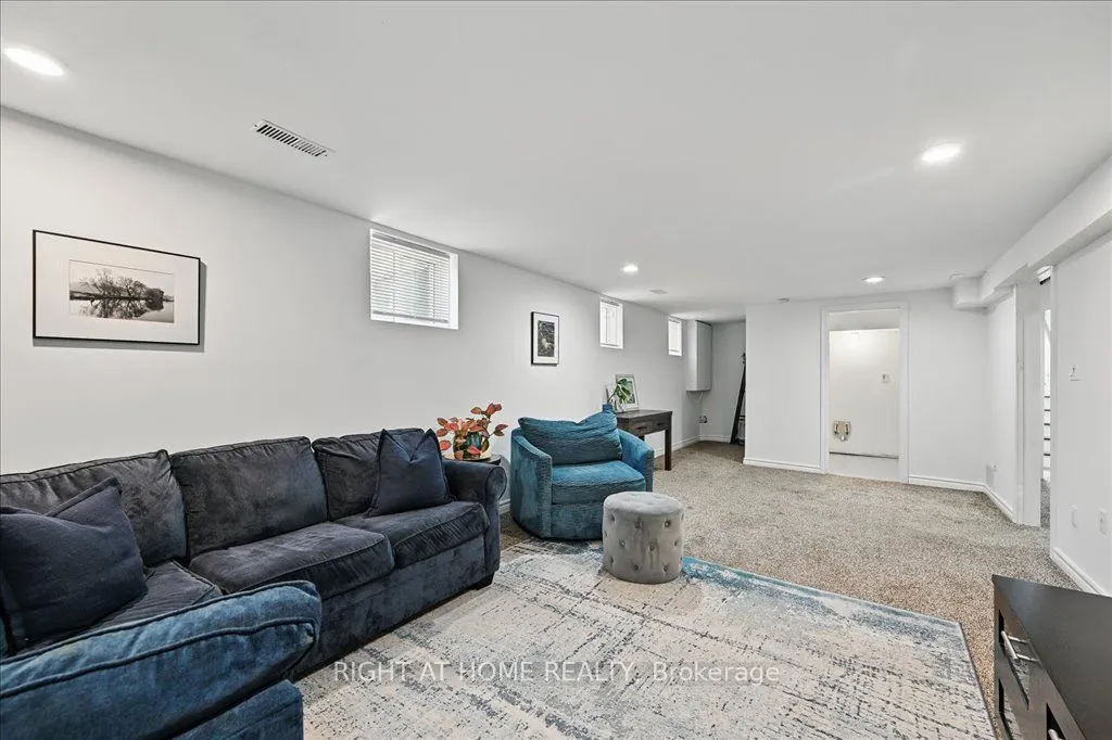 18 Owen Drive