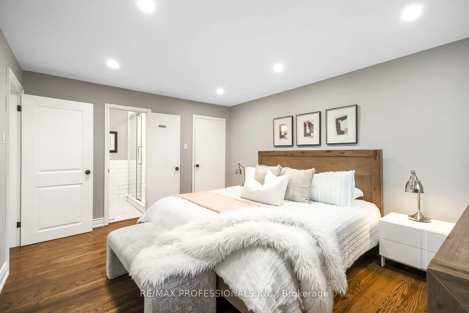 6 Ainsley Gardens